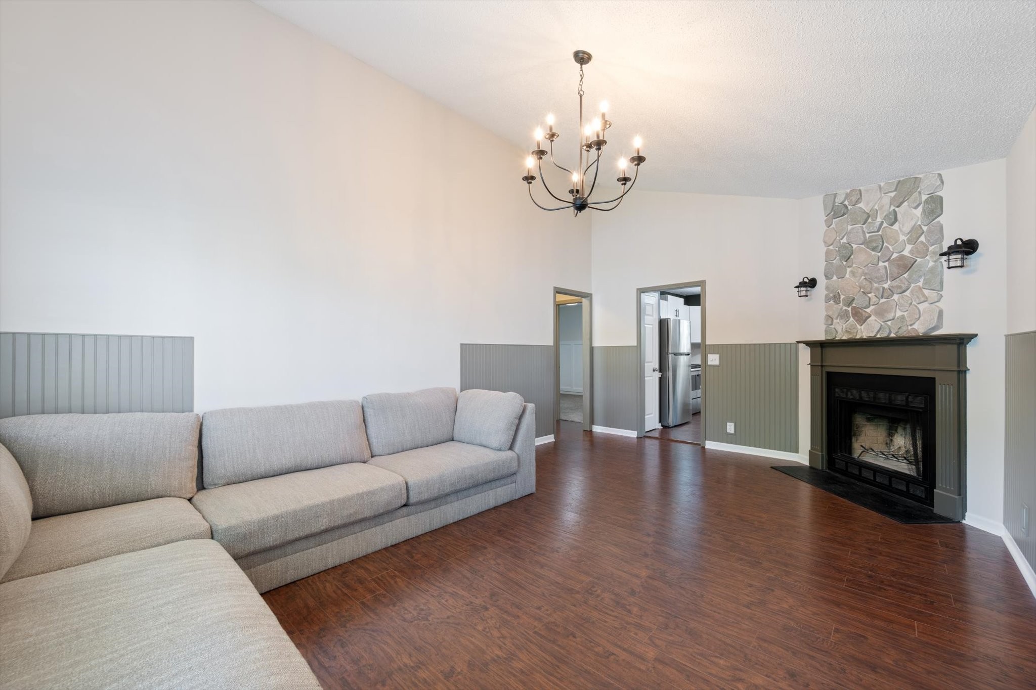 813 Fall Ct