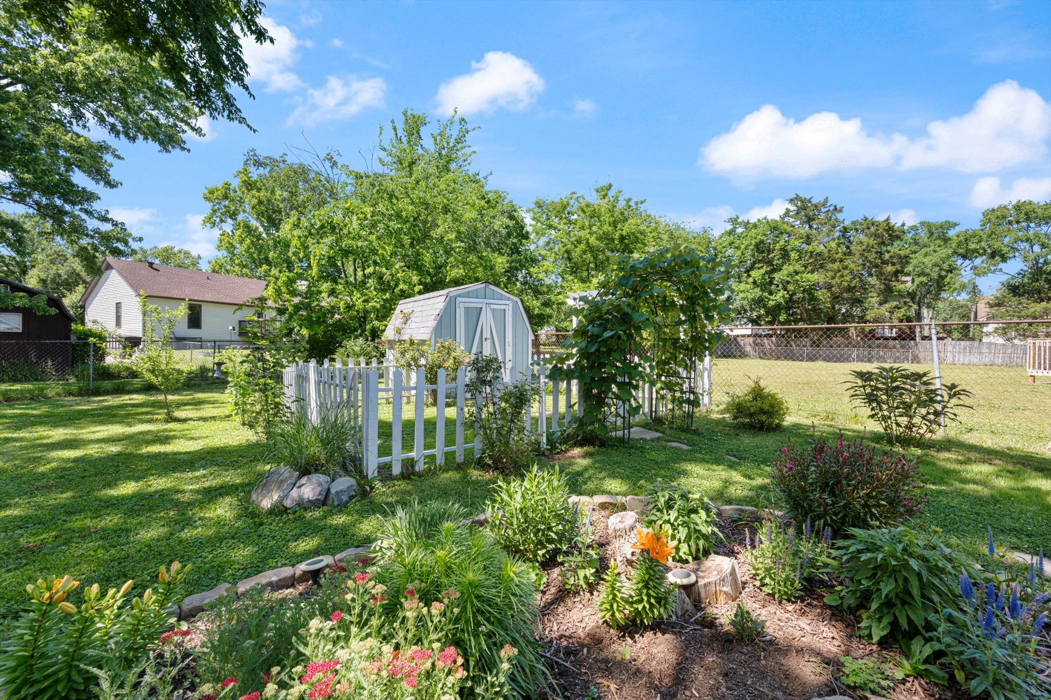 813 Fall Ct