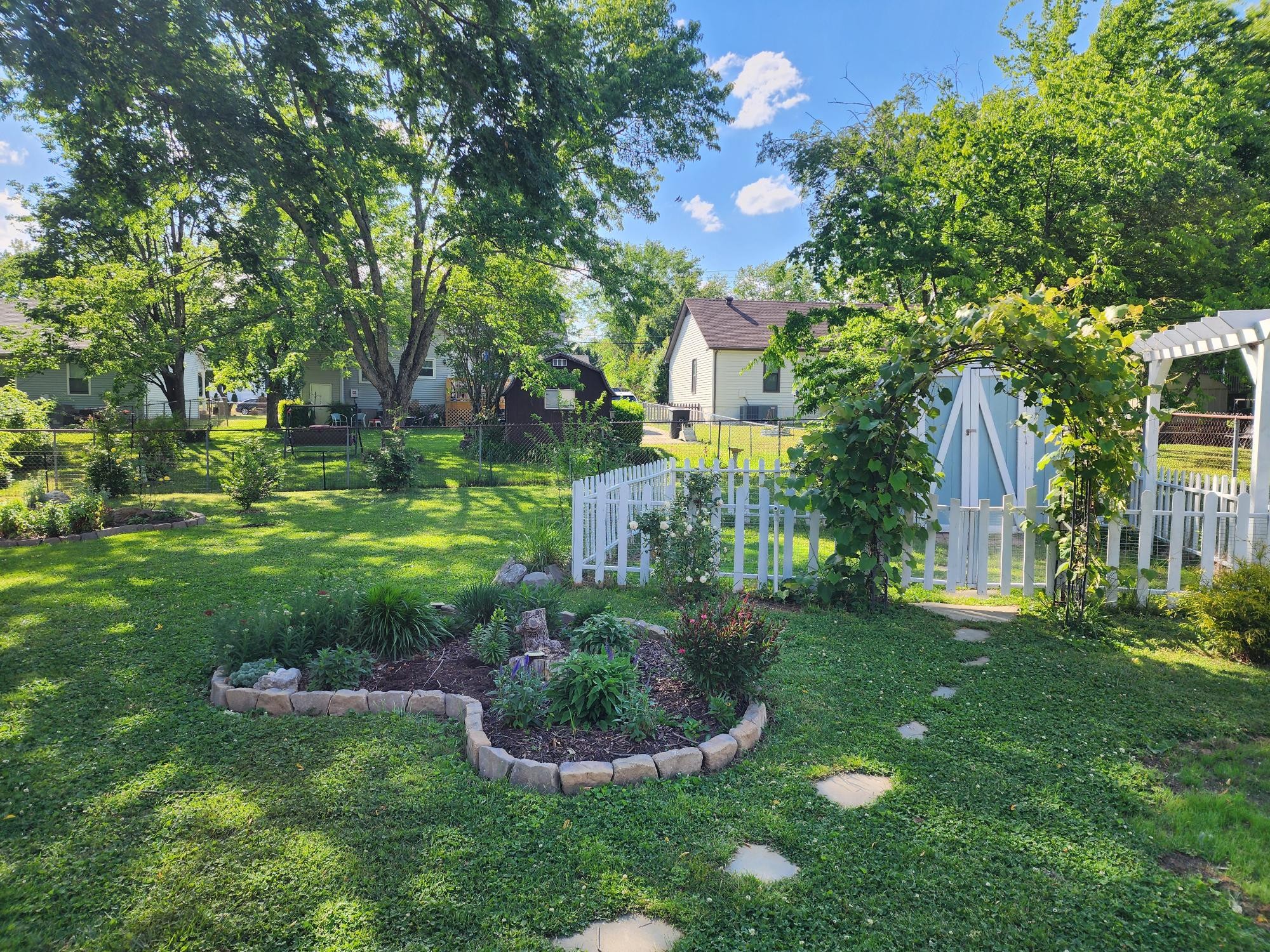 813 Fall Ct