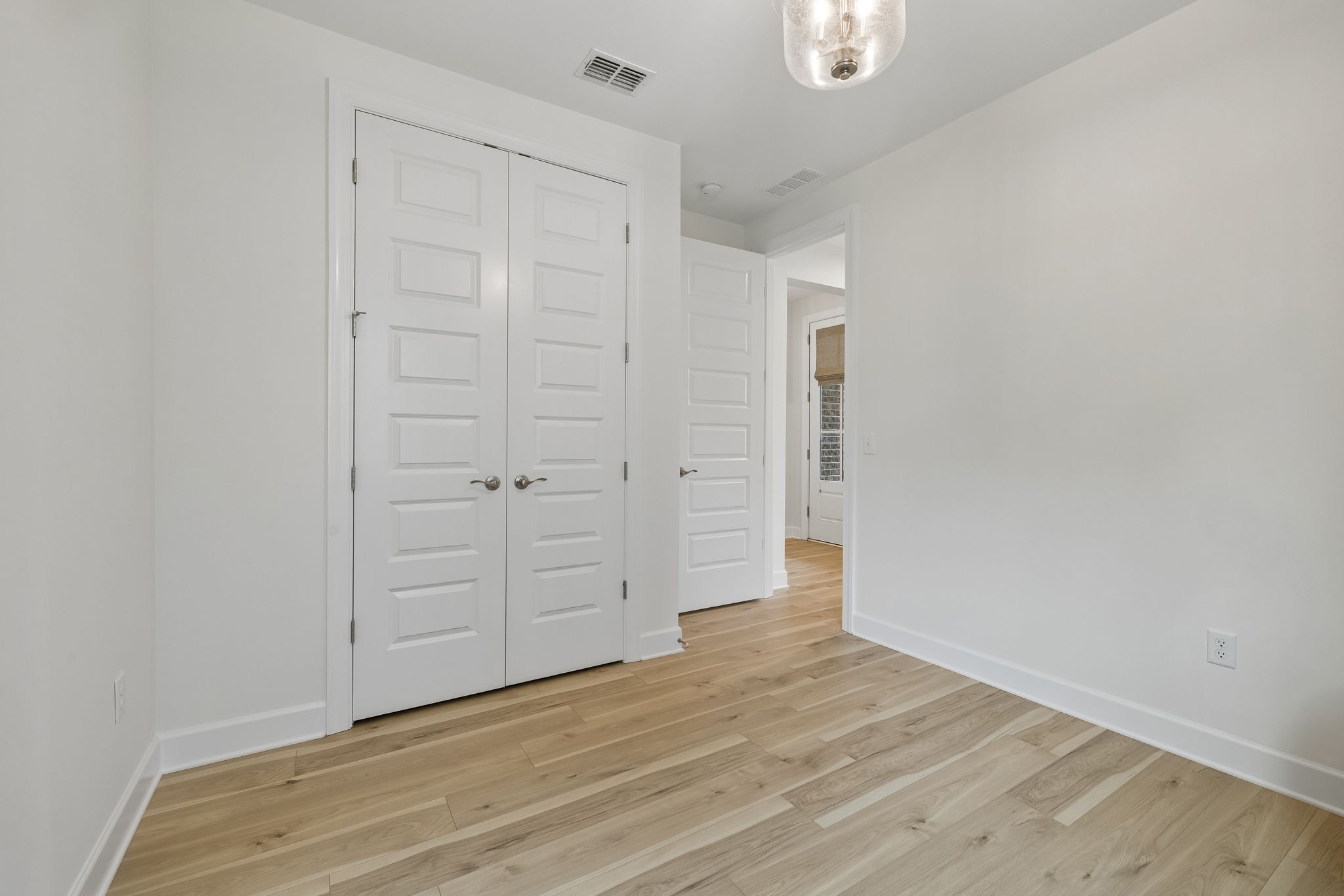 4044 Rosa Dr