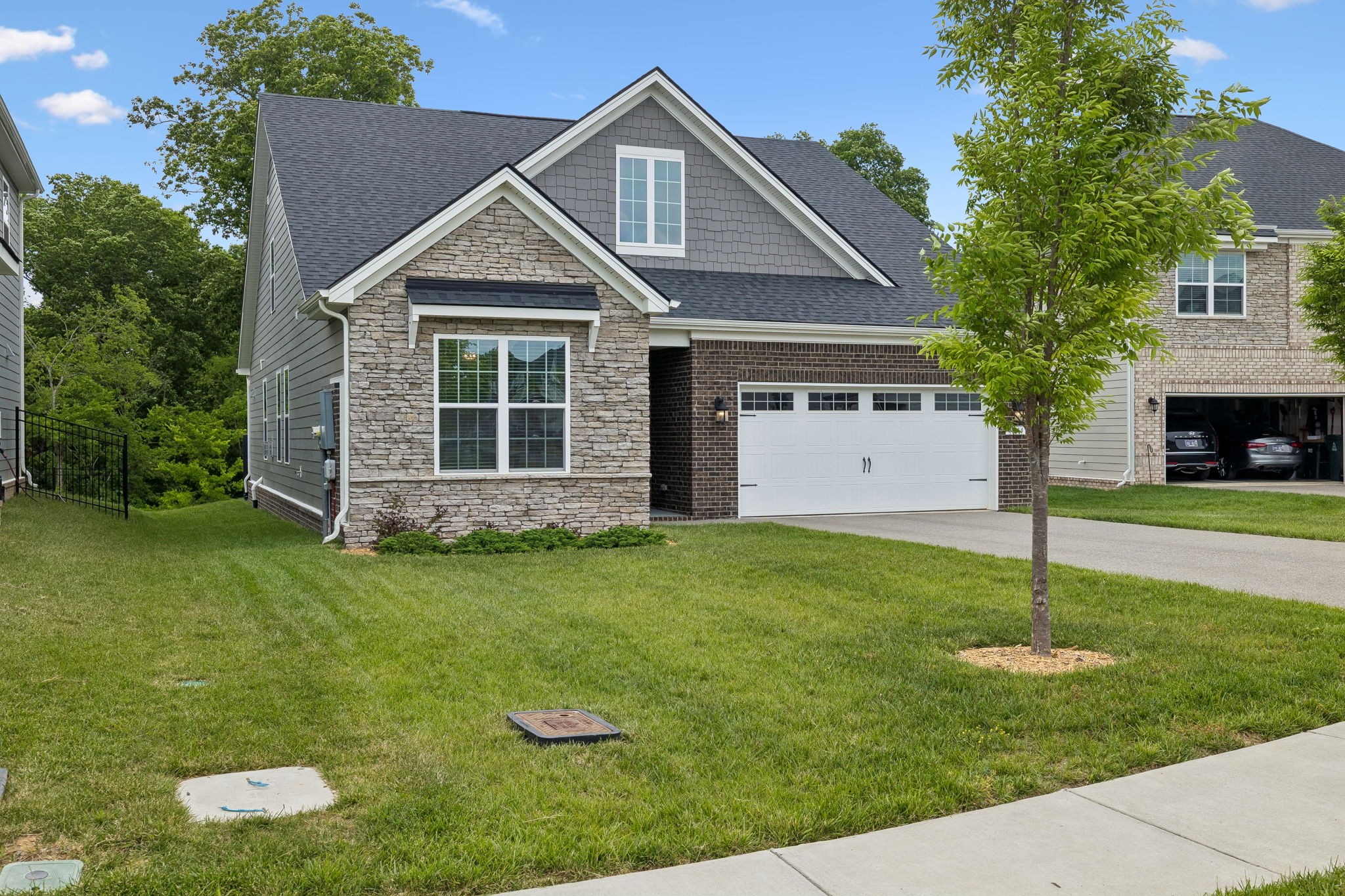 4044 Rosa Dr