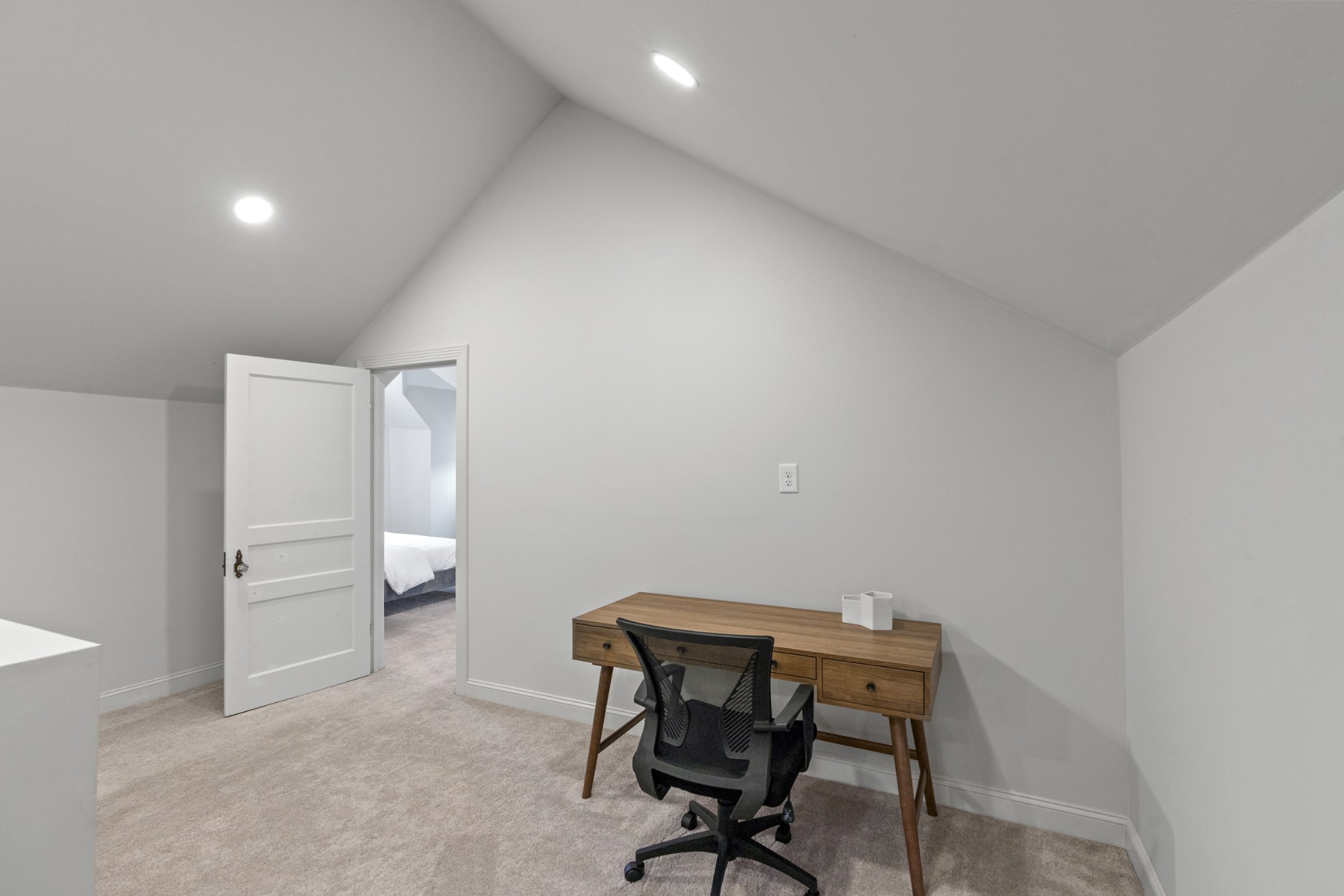 2127 Blair Blvd