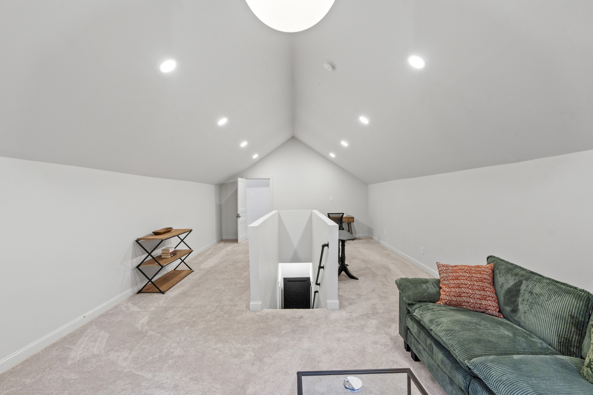 2127 Blair Blvd