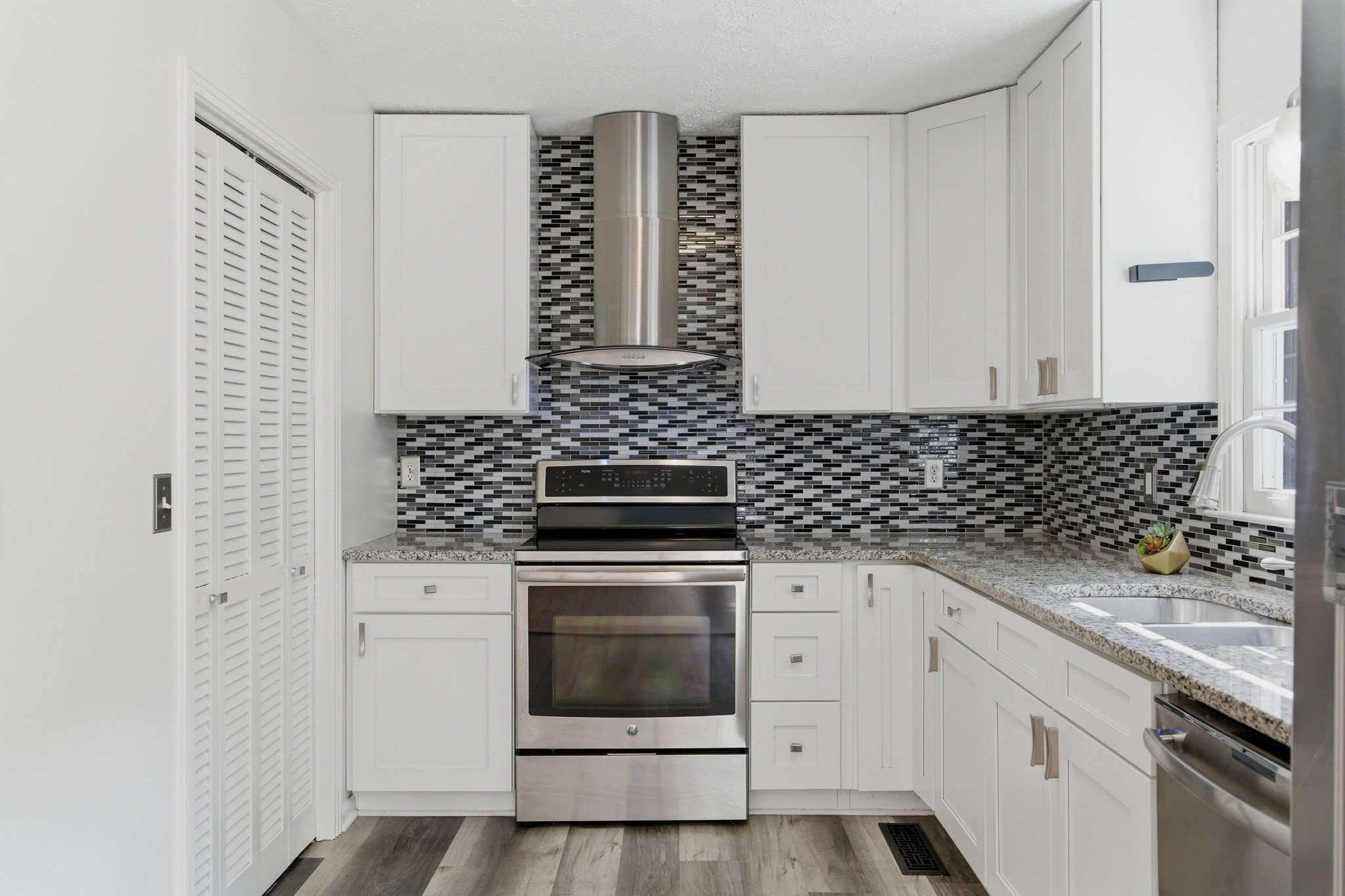 714 Ortega Rd