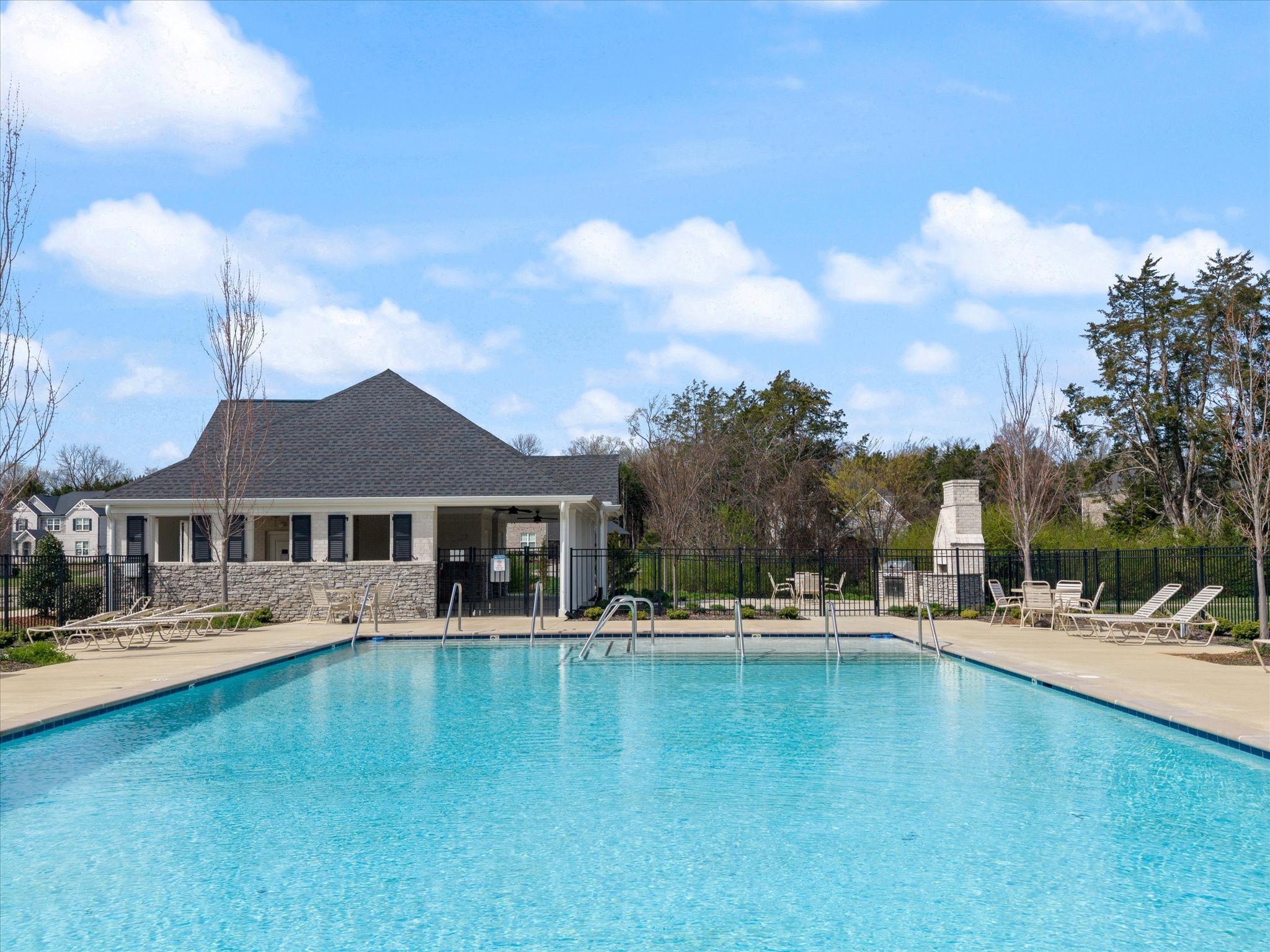 4056 Rosa Dr