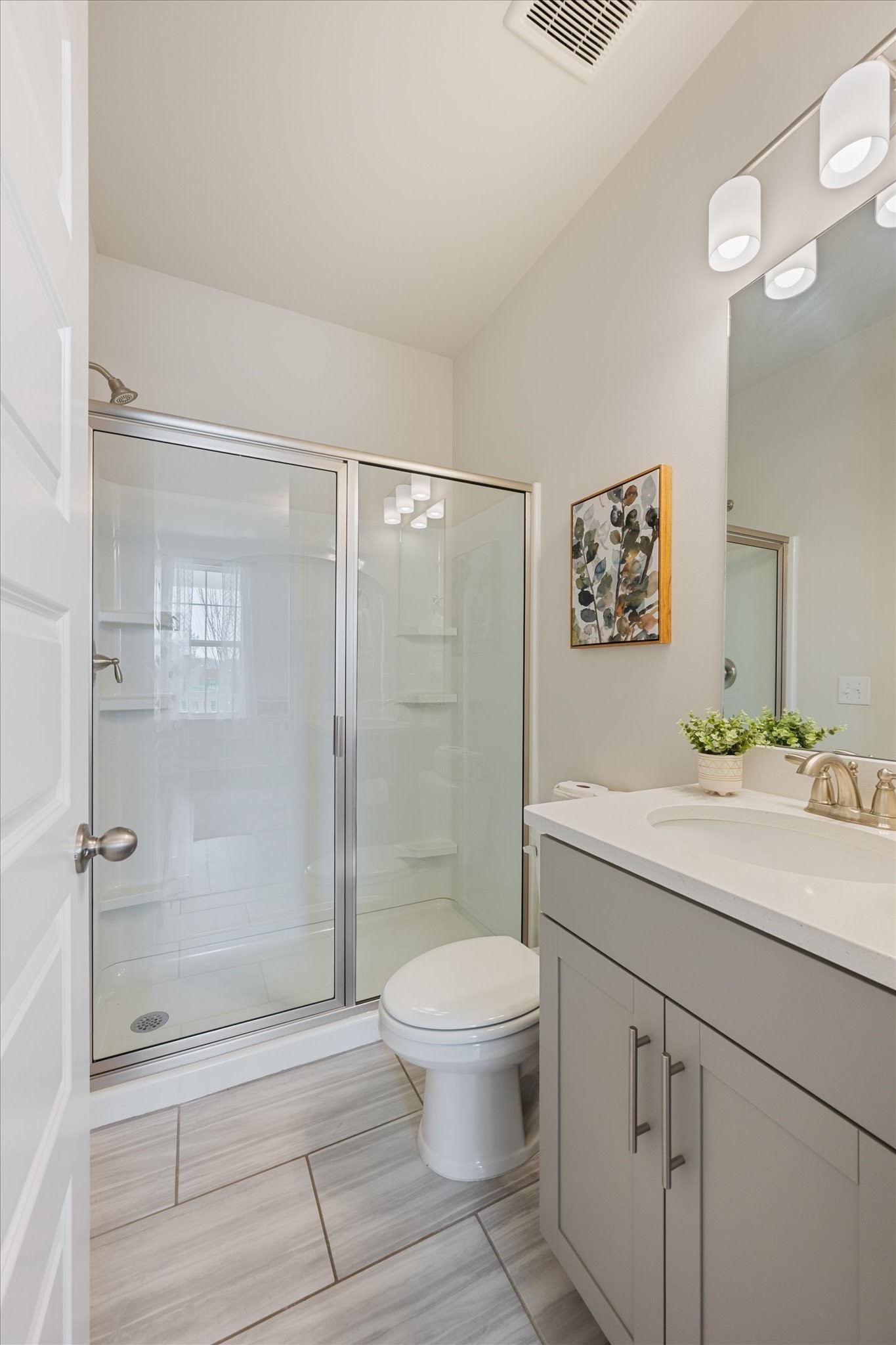 4056 Rosa Dr