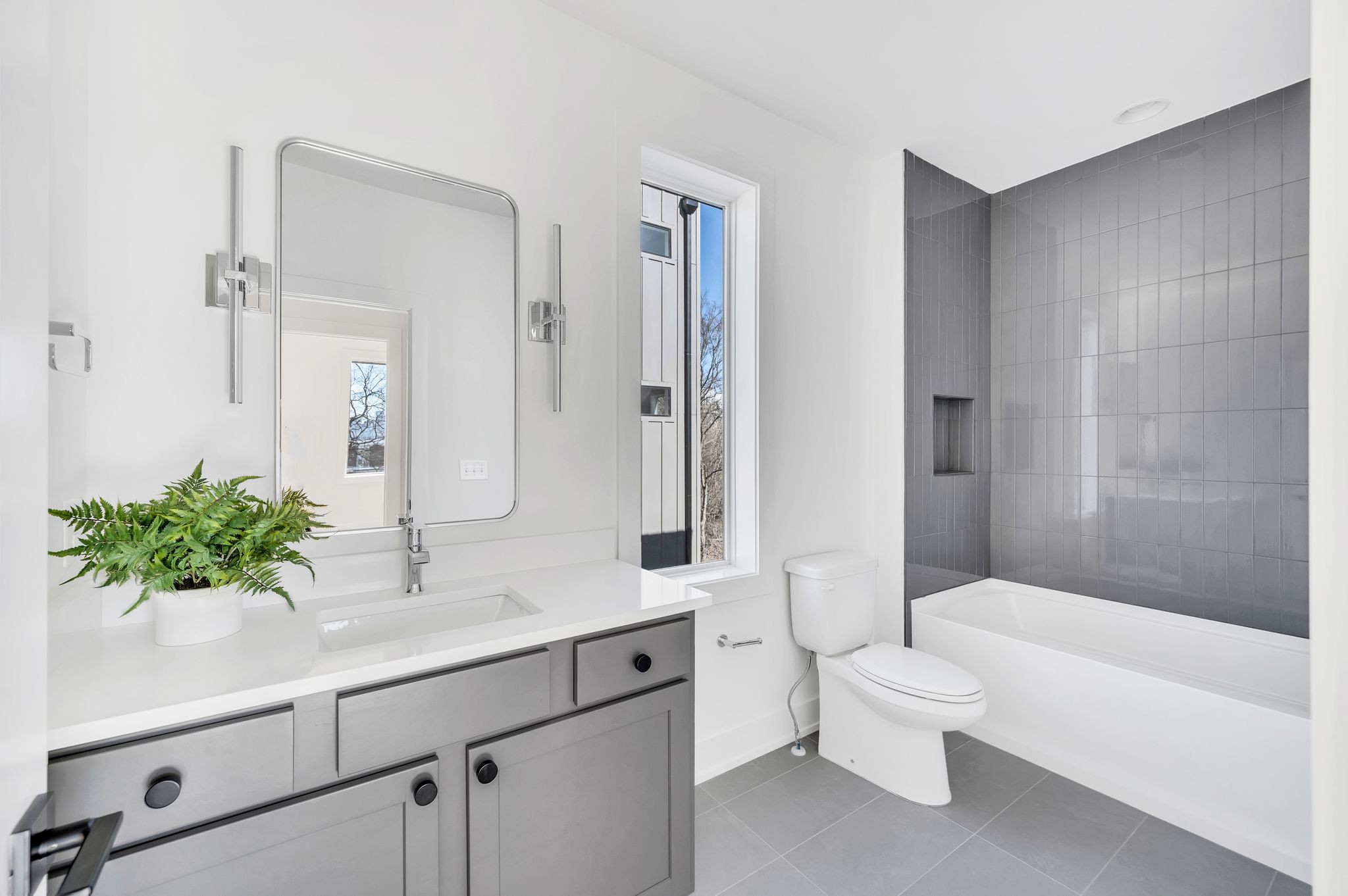 16B Willis St