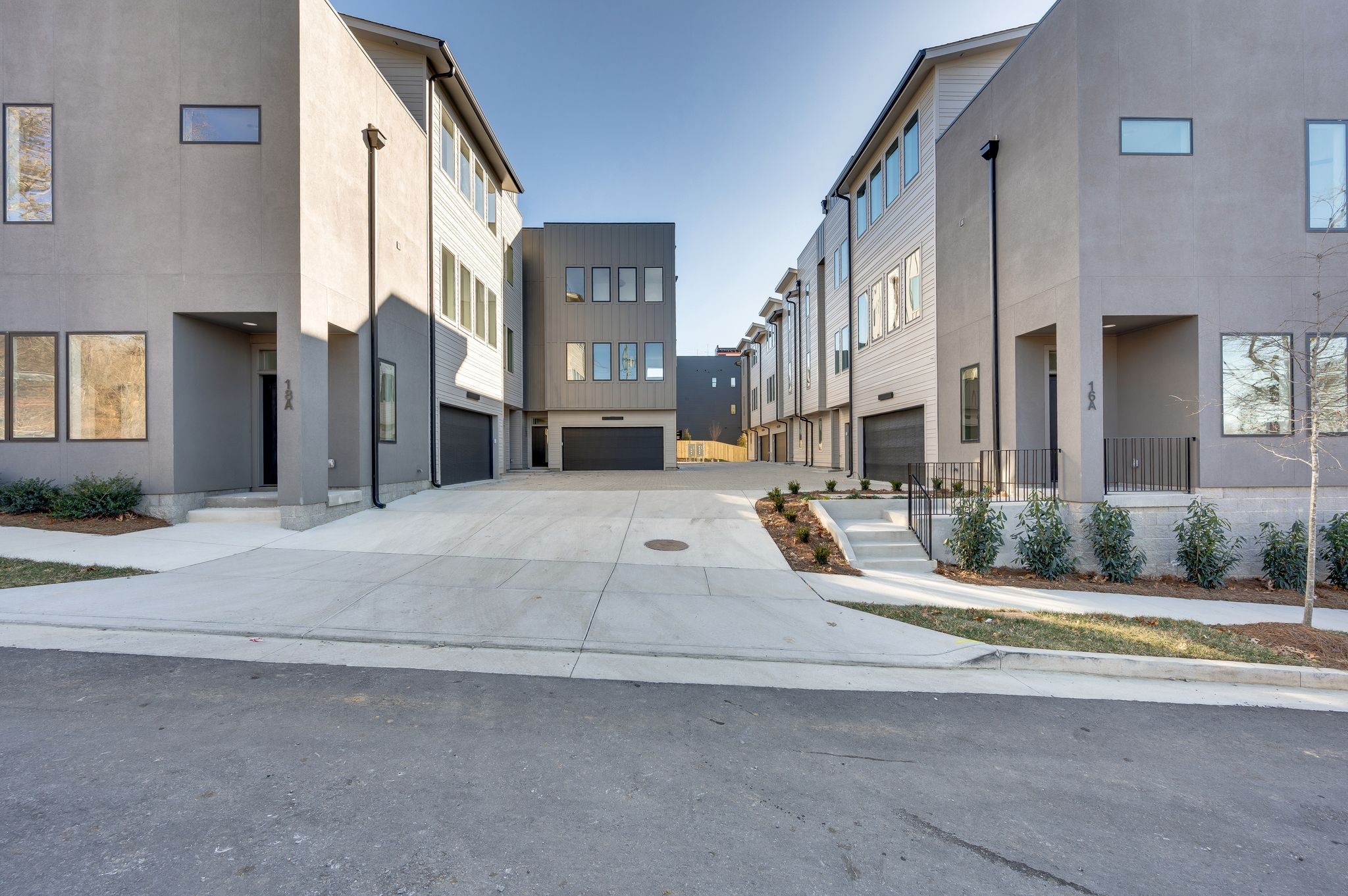 16B Willis St