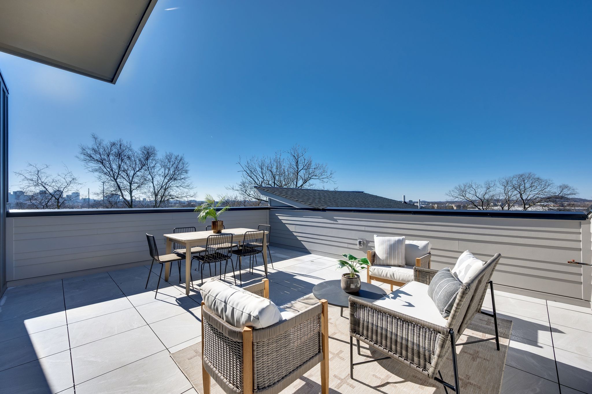 16B Willis St