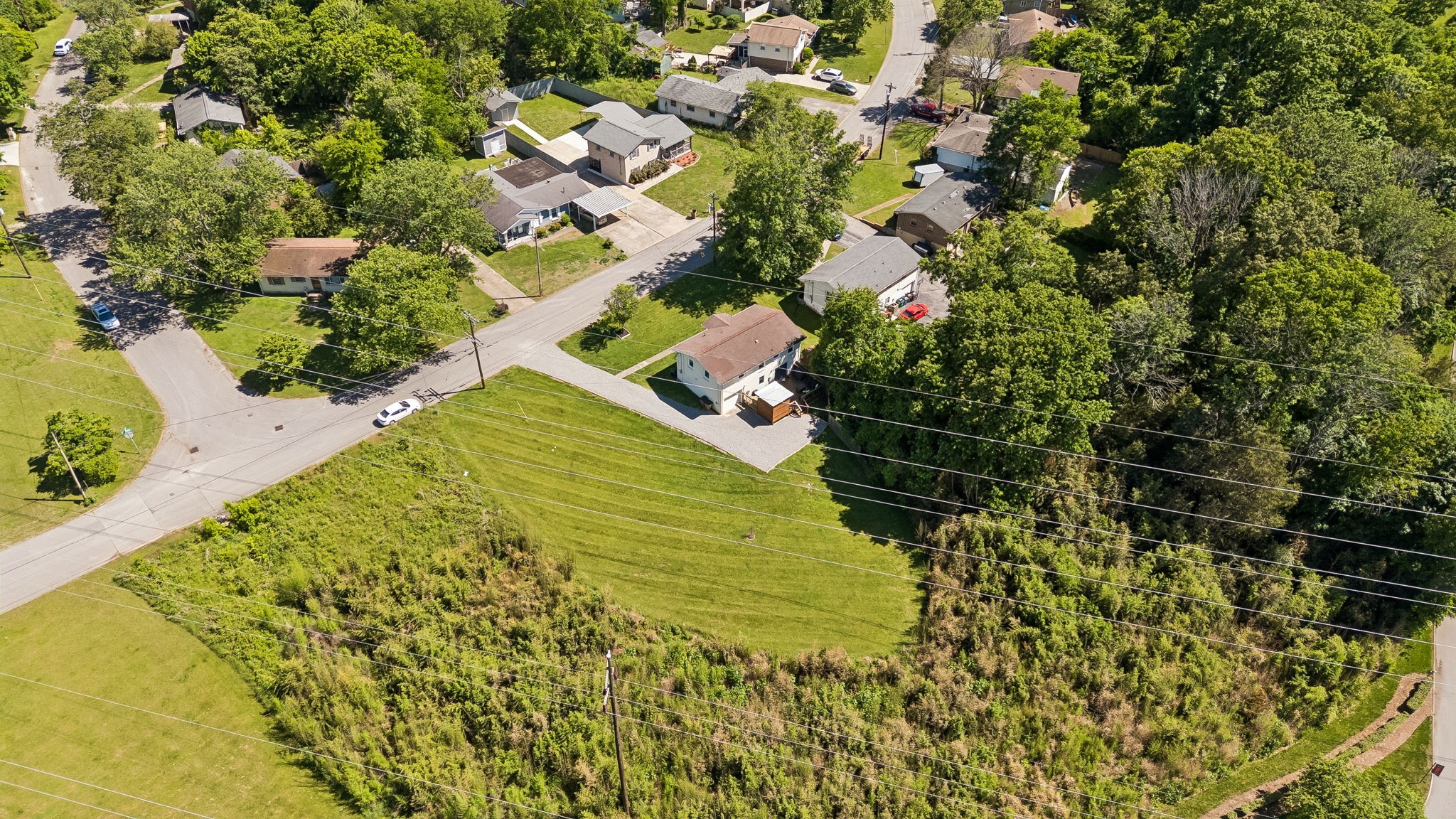 632 Larchwood Dr