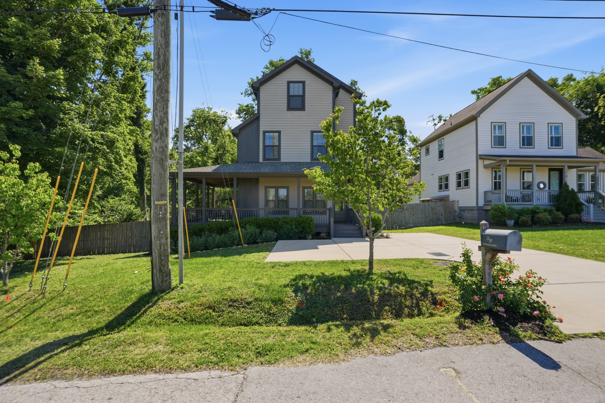 331 Woodycrest Ave