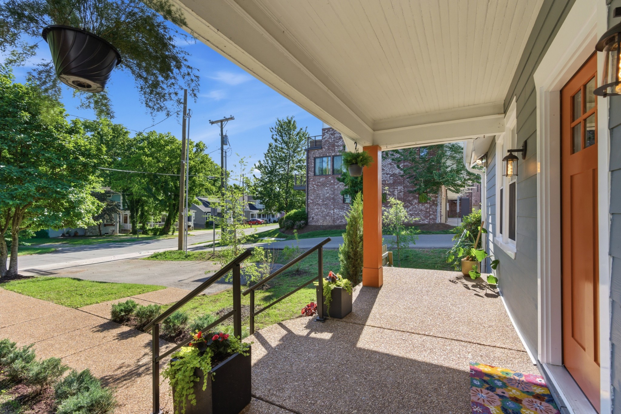 1119 Chester Ave
