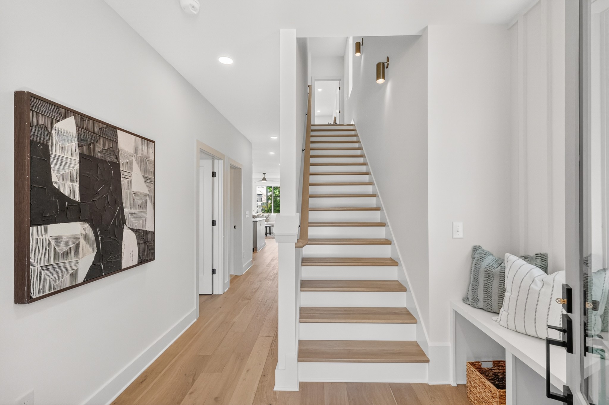 2799 Delaware Ave