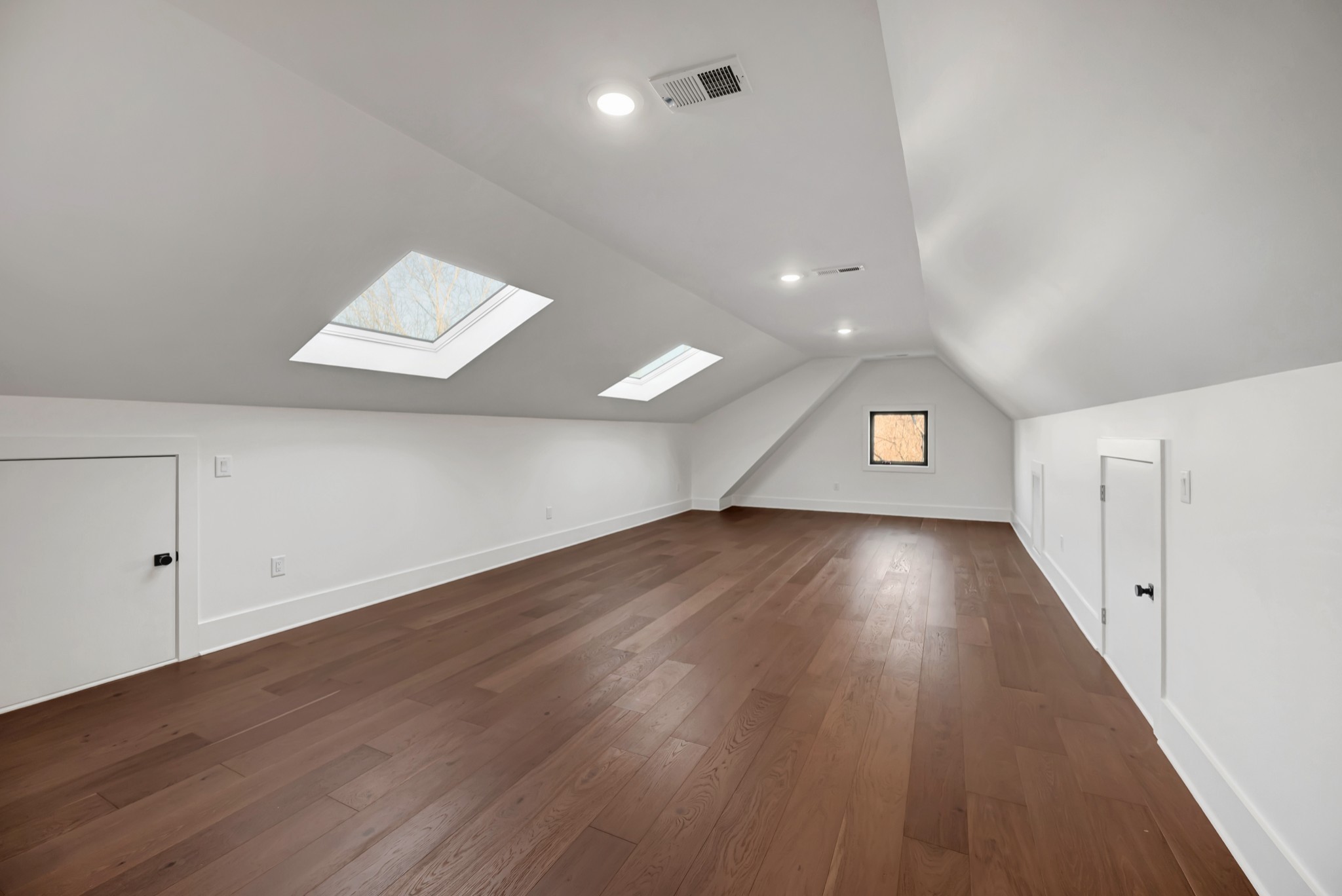419 Lewisburg Ave