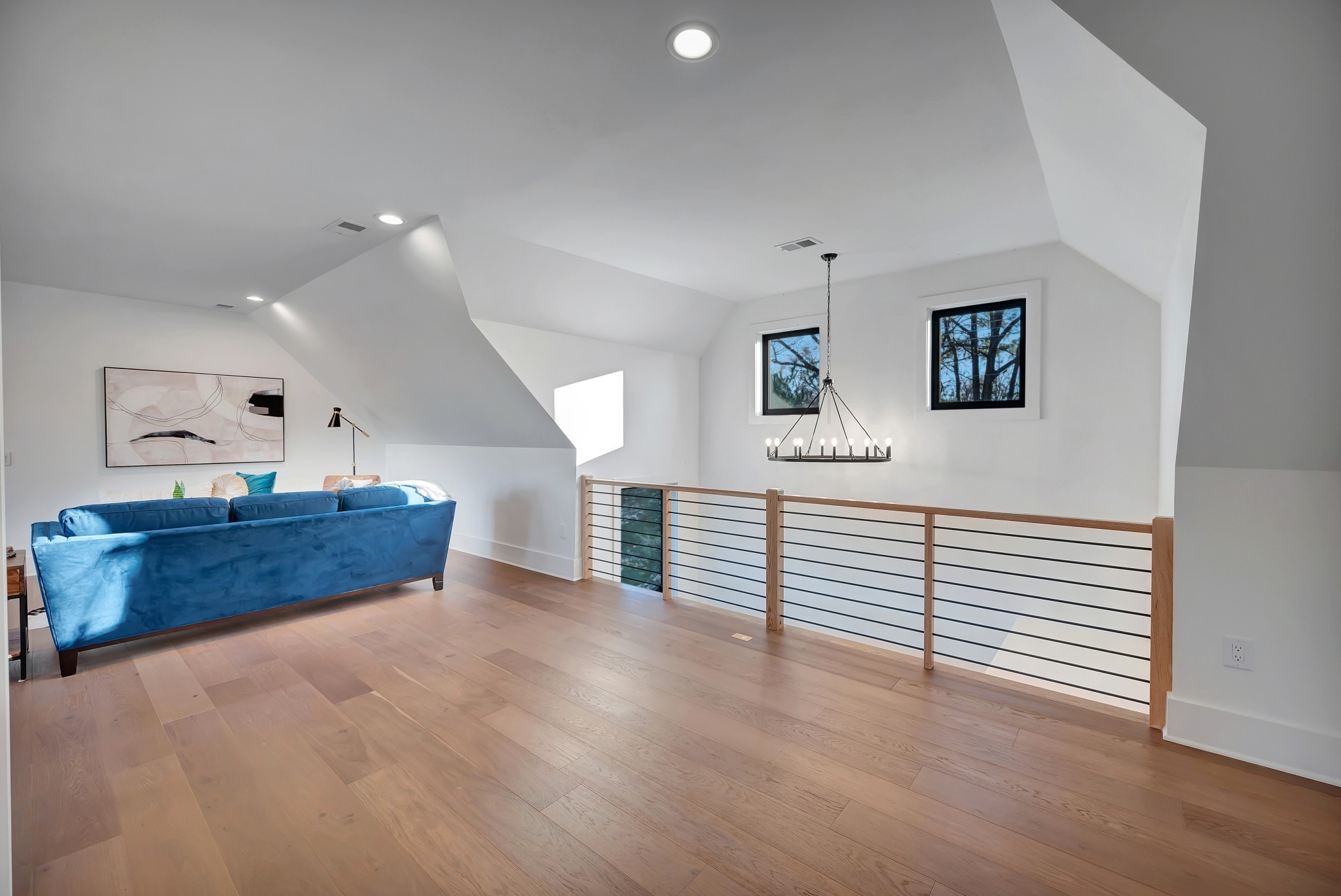 419 Lewisburg Ave