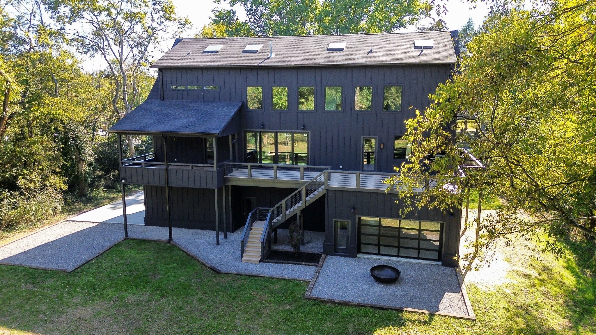 419 Lewisburg Ave