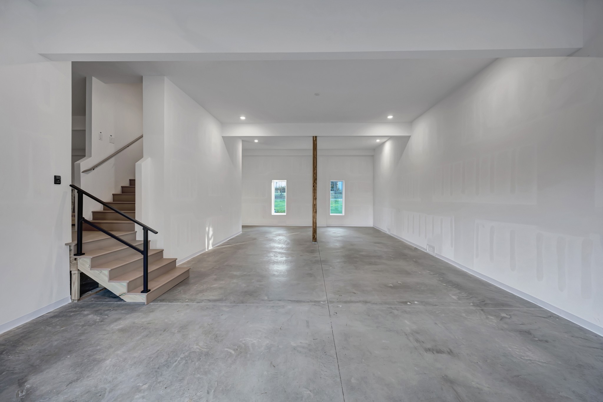 419 Lewisburg Ave