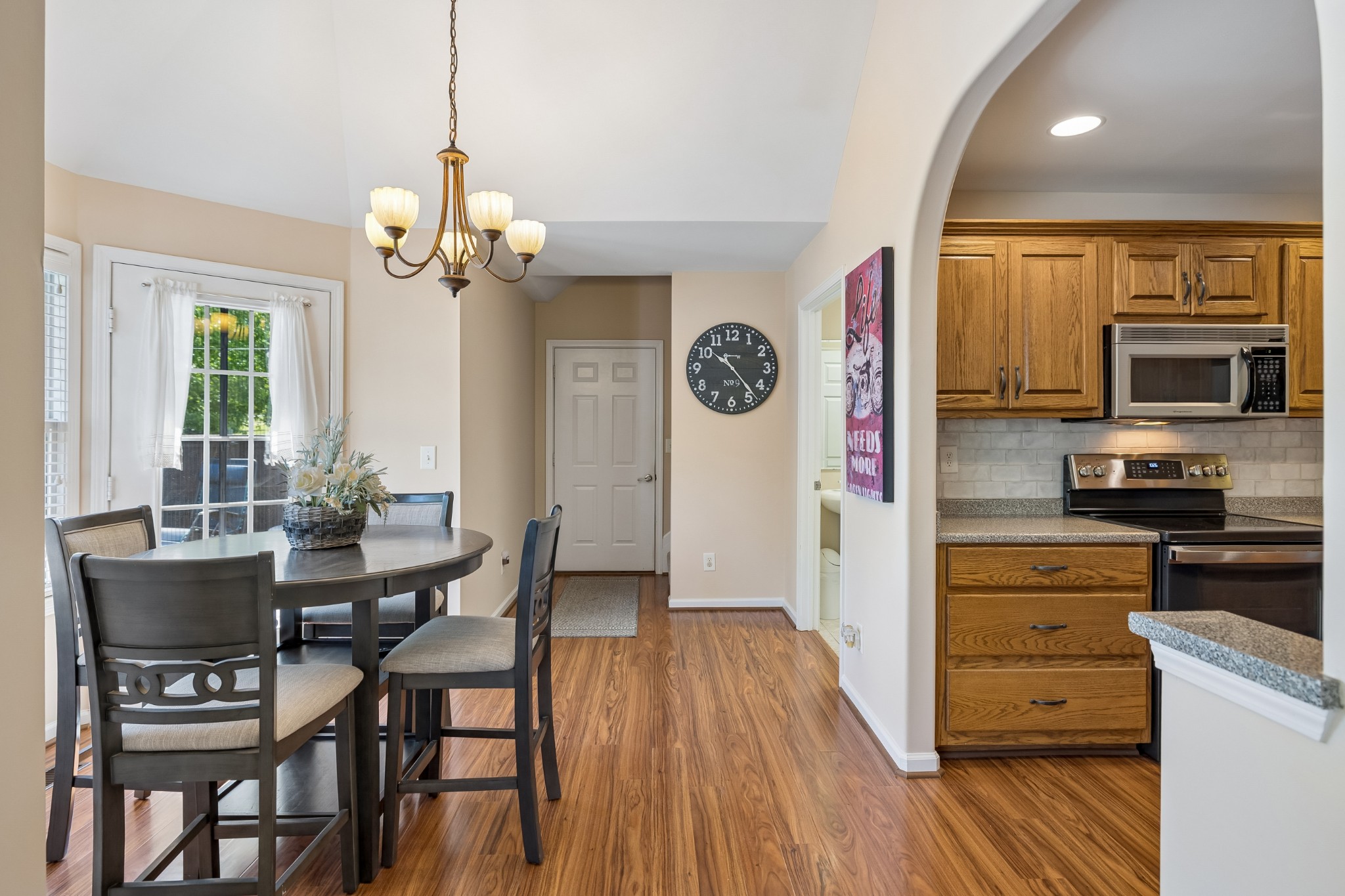 1605 Lydia Ct