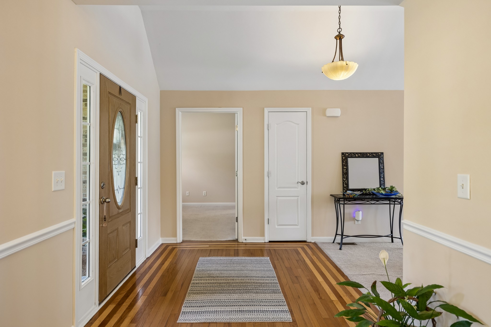 1605 Lydia Ct