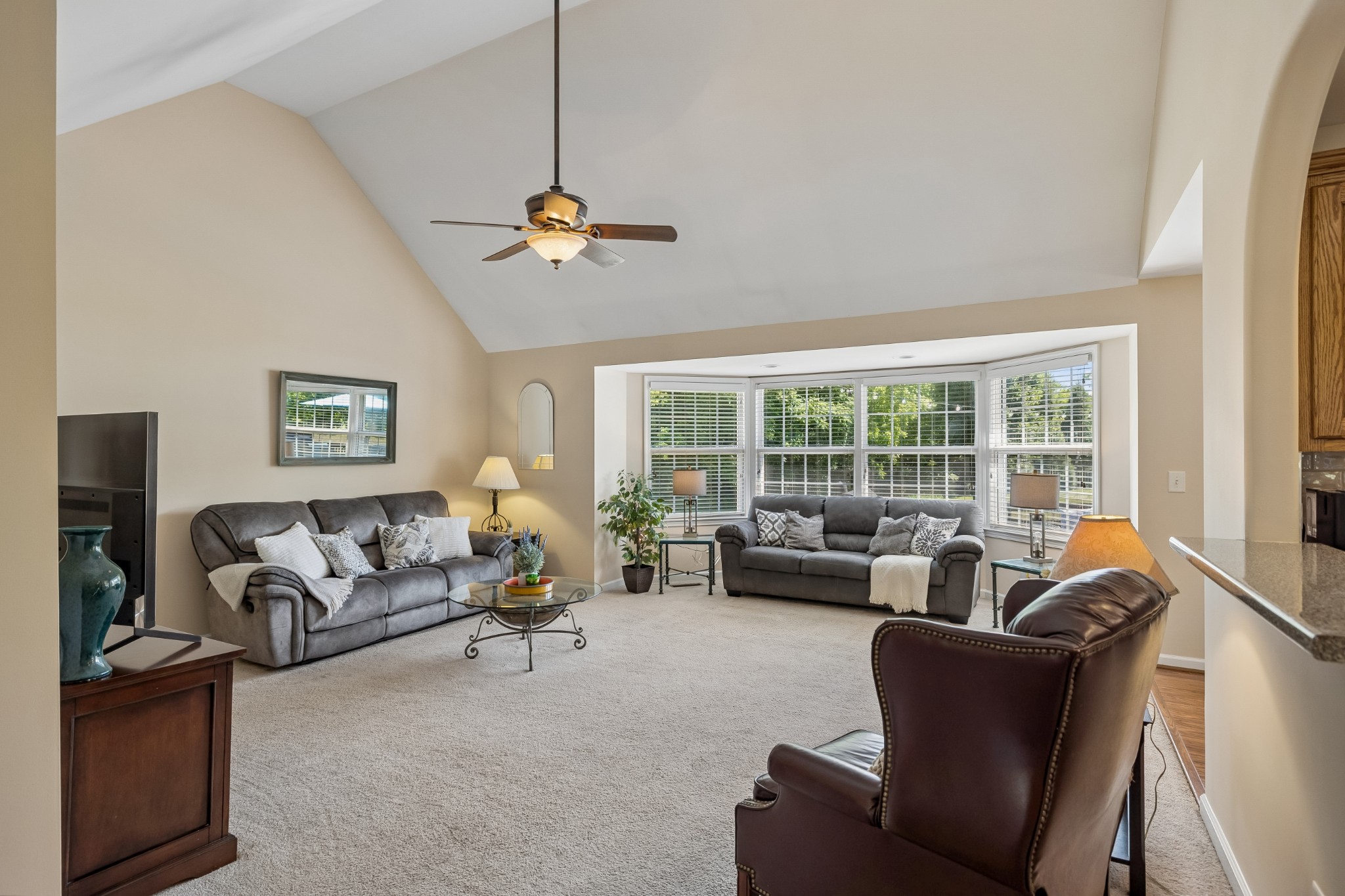 1605 Lydia Ct