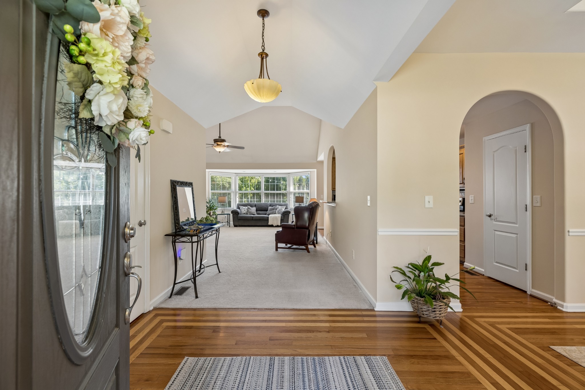 1605 Lydia Ct