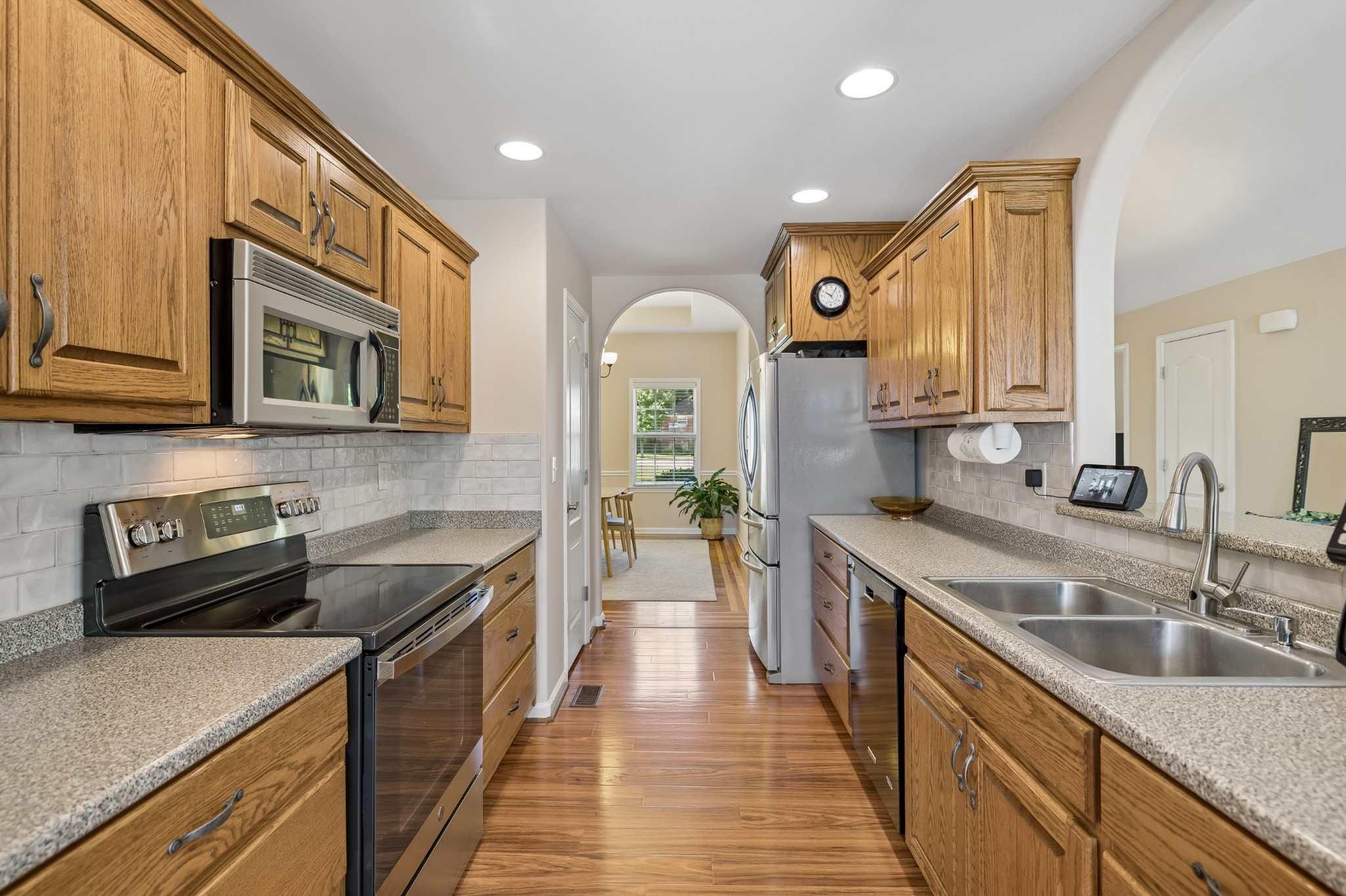 1605 Lydia Ct
