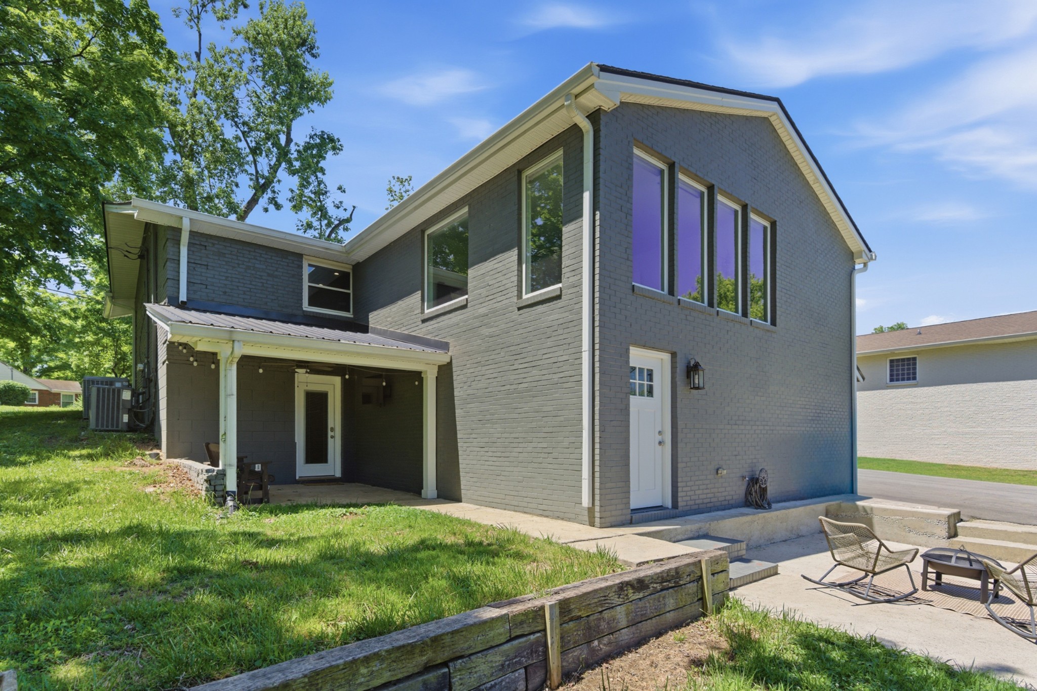 297 Clovernook Dr