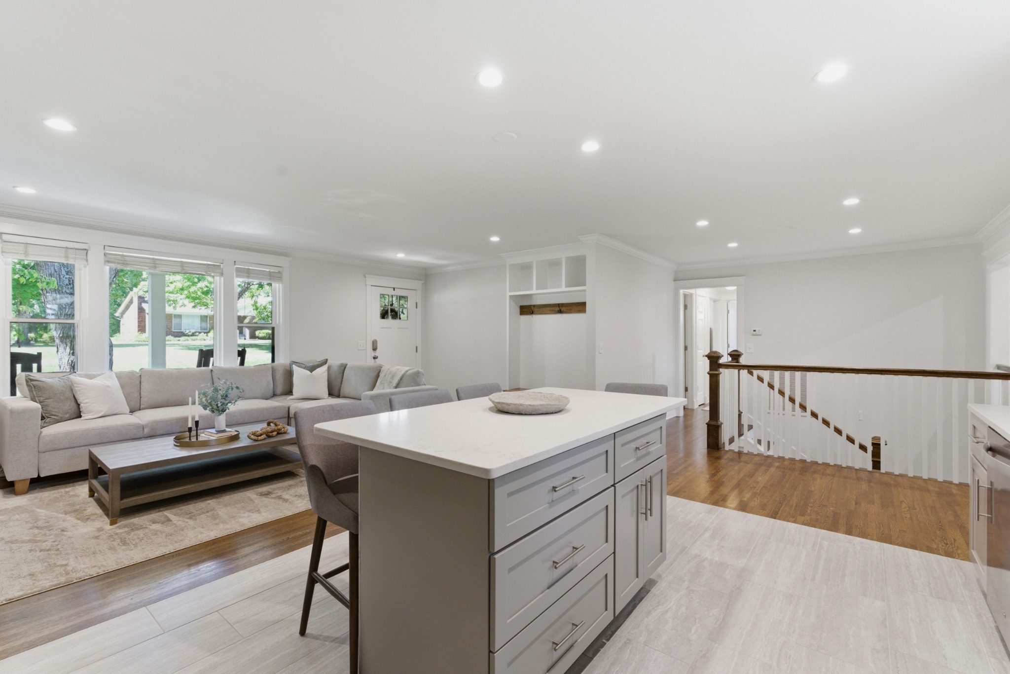 297 Clovernook Dr