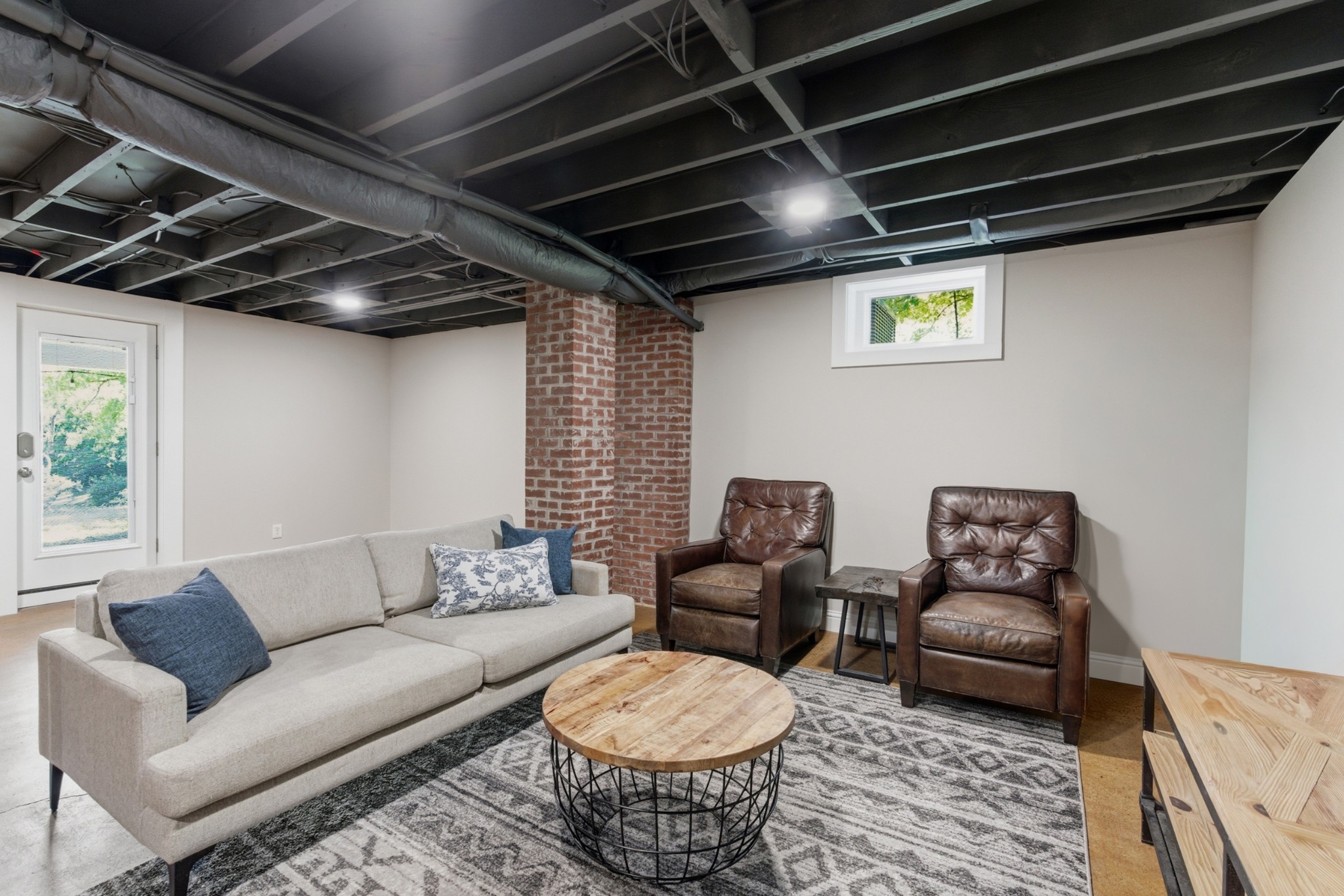 297 Clovernook Dr