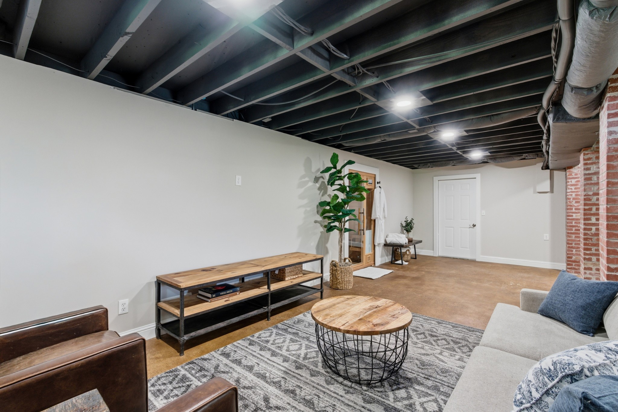 297 Clovernook Dr