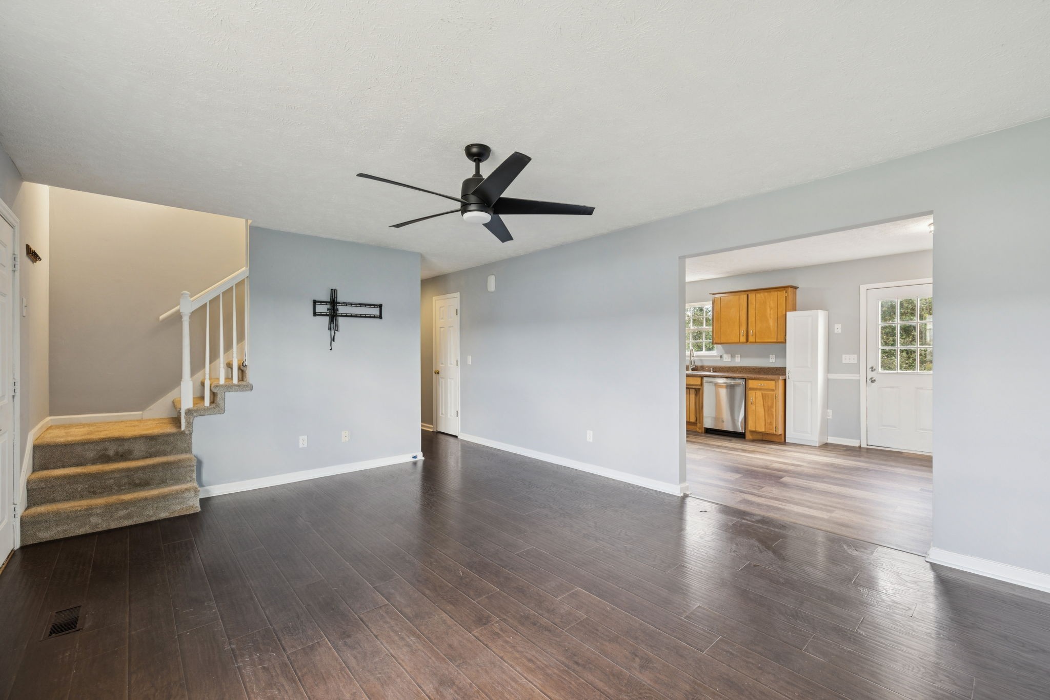 2914 Kedzie Dr
