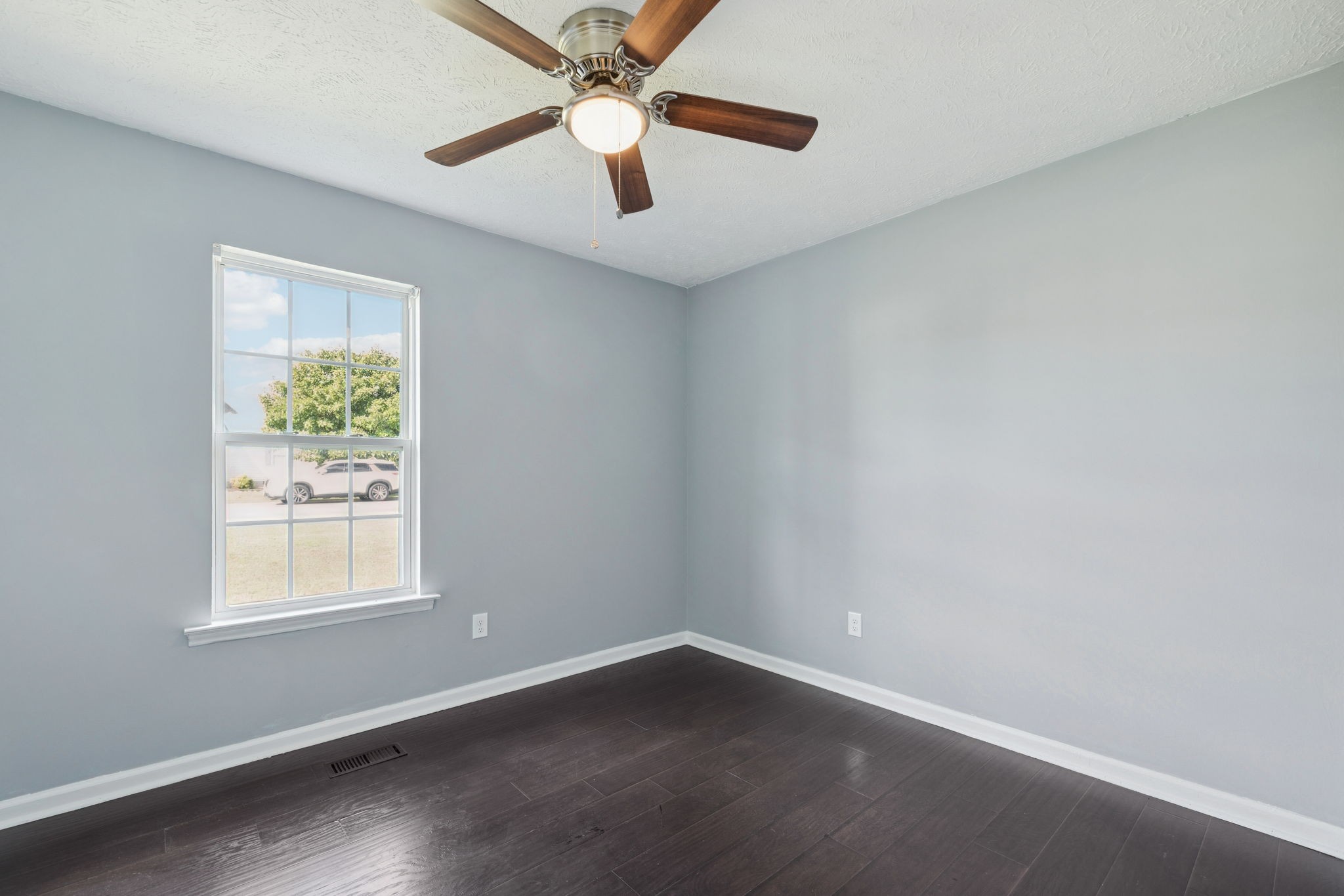 2914 Kedzie Dr