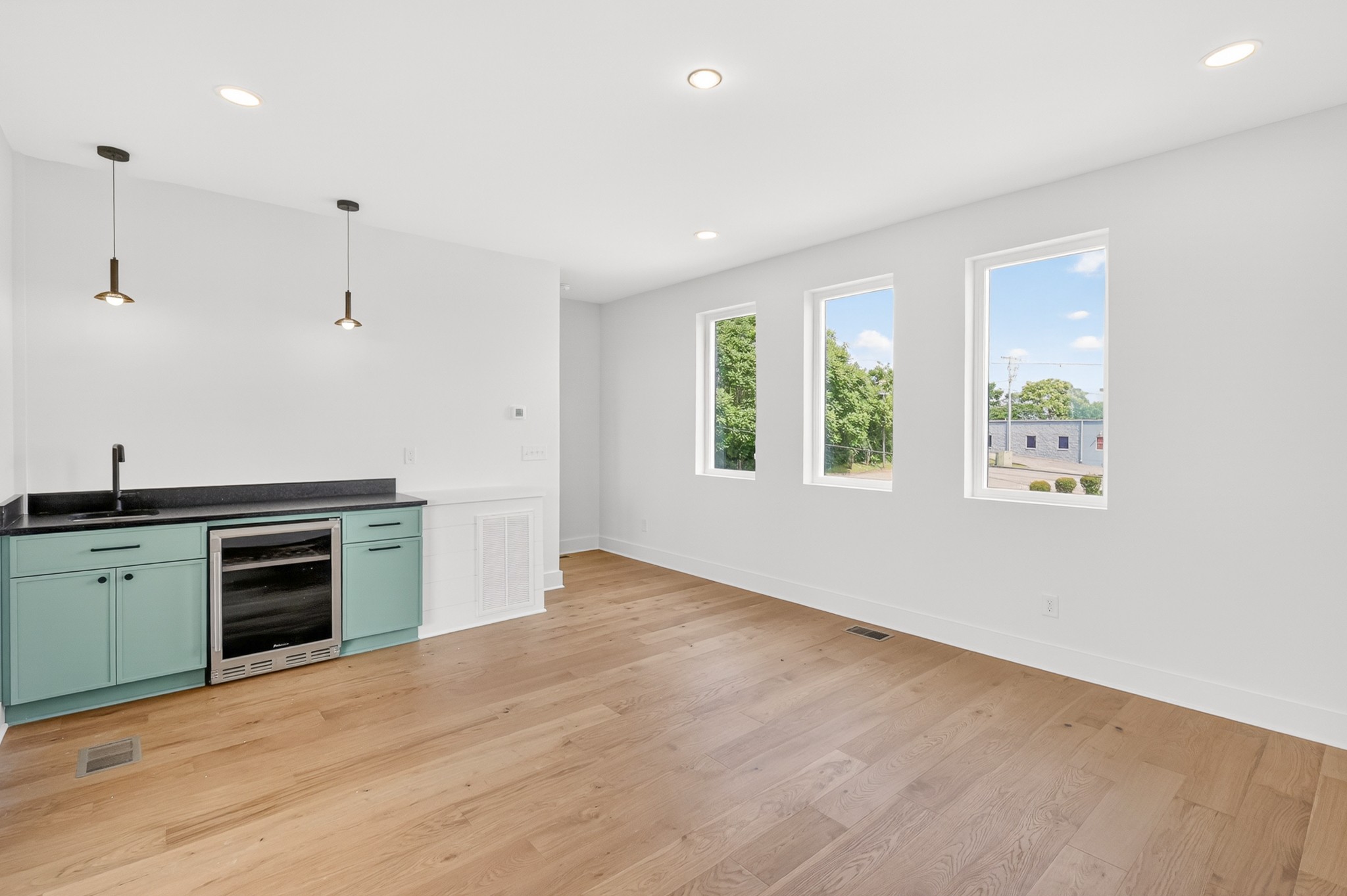 2801 Delaware Ave