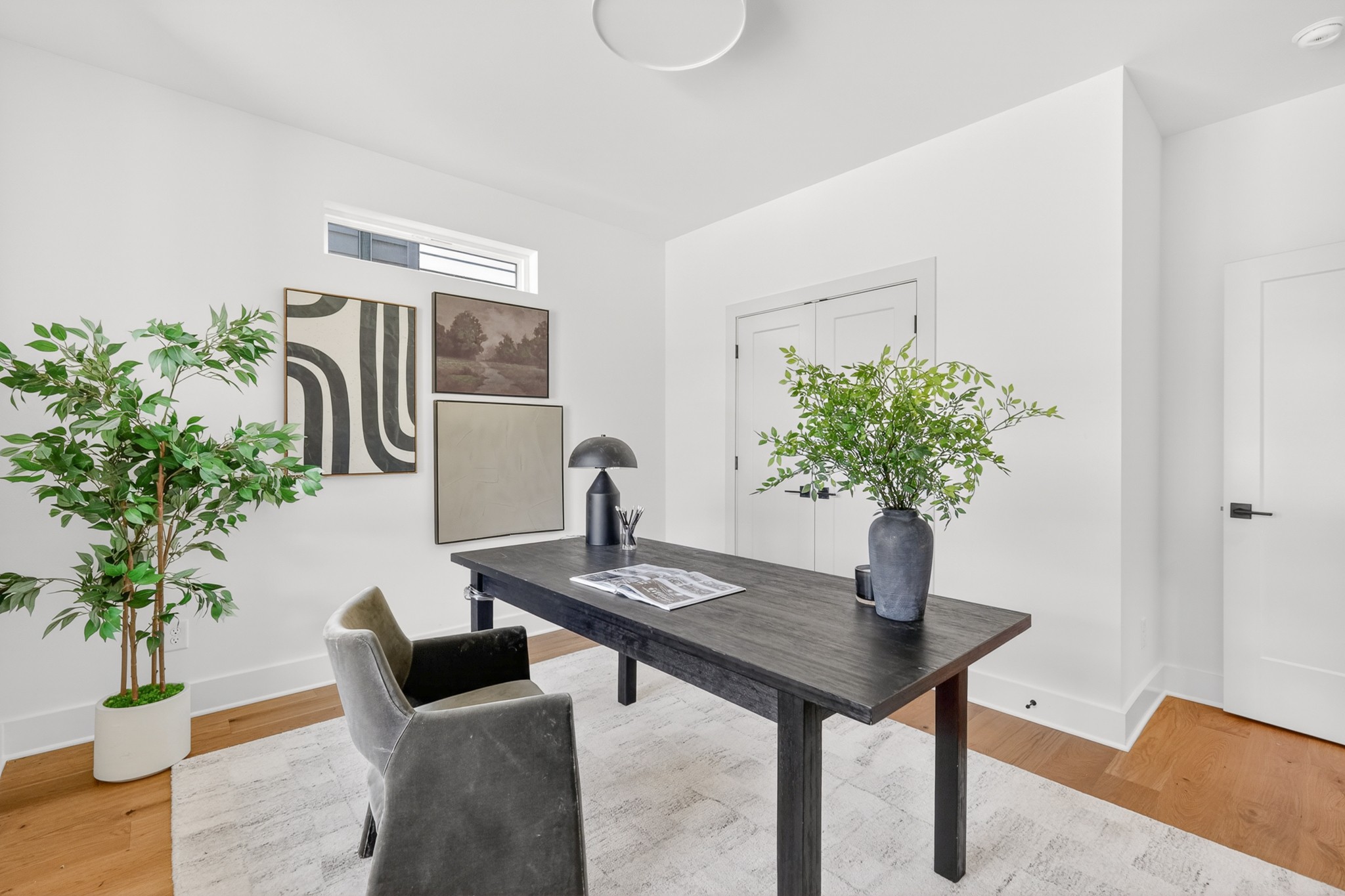 2801 Delaware Ave