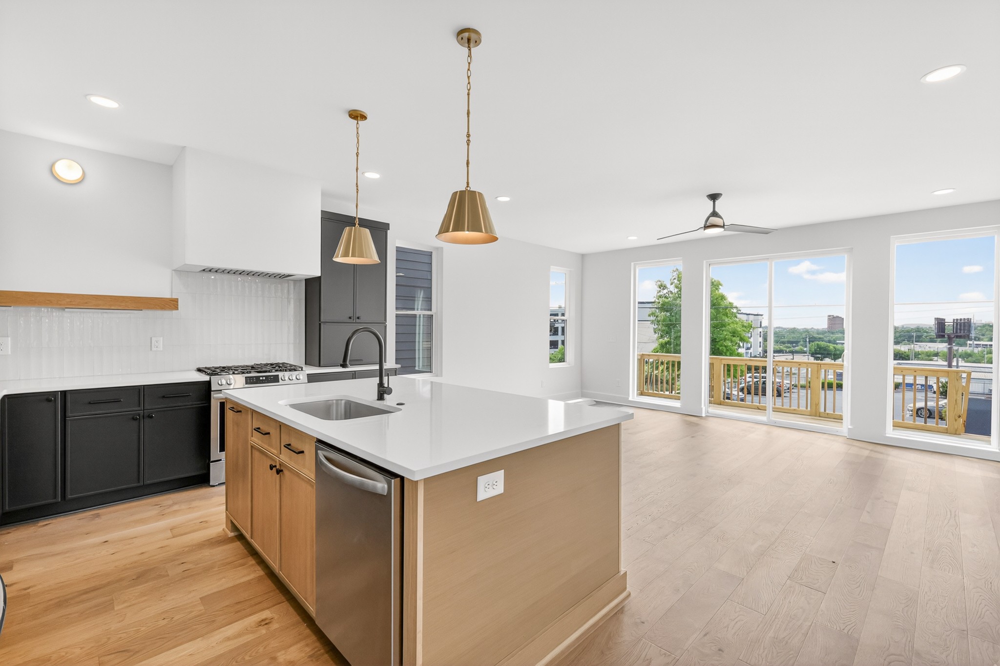 2801 Delaware Ave