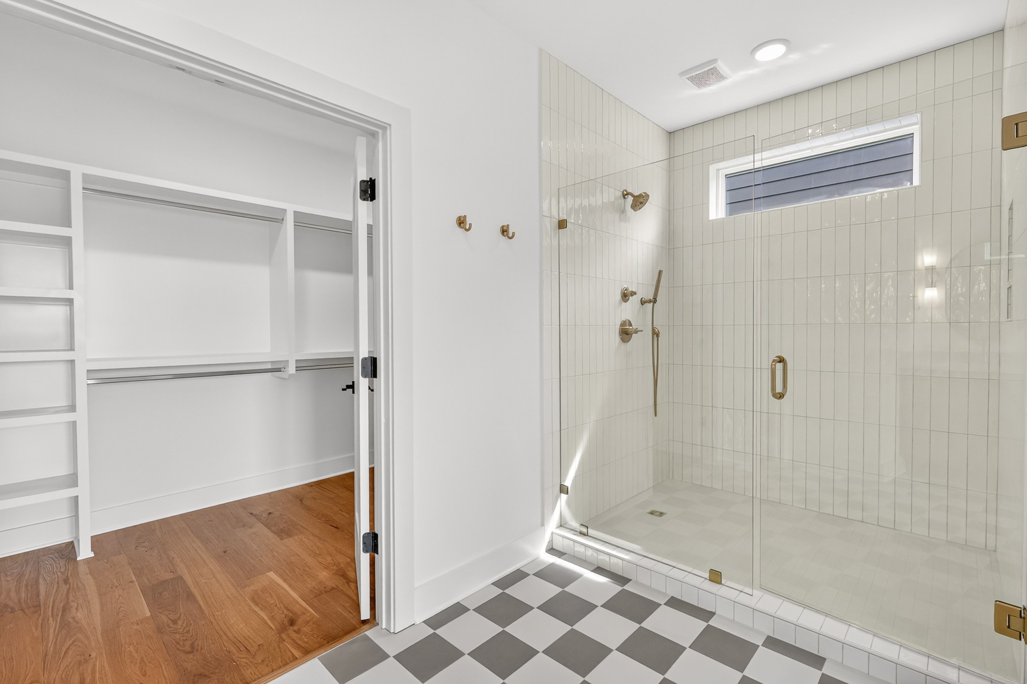 2801 Delaware Ave