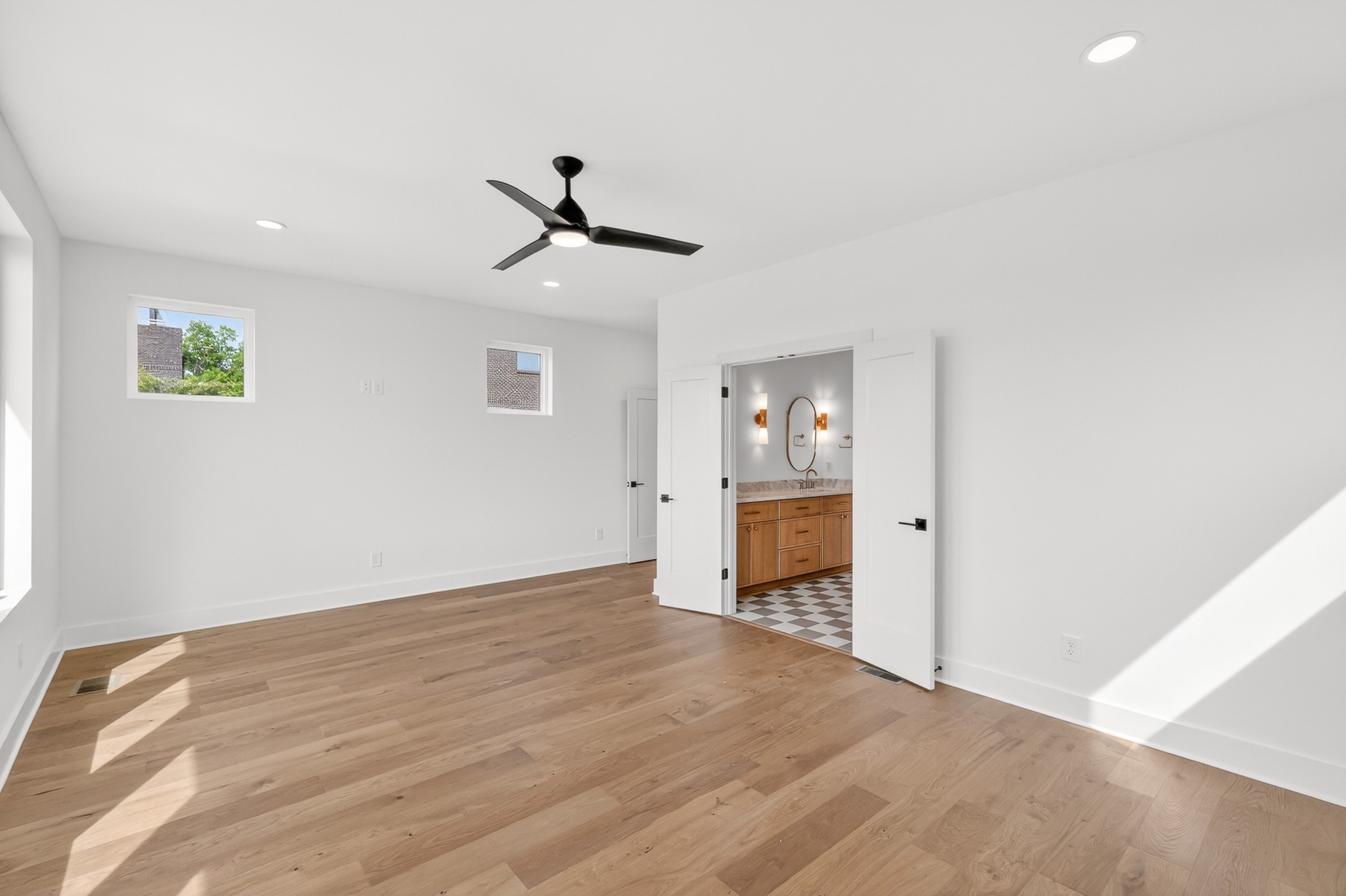 2801 Delaware Ave