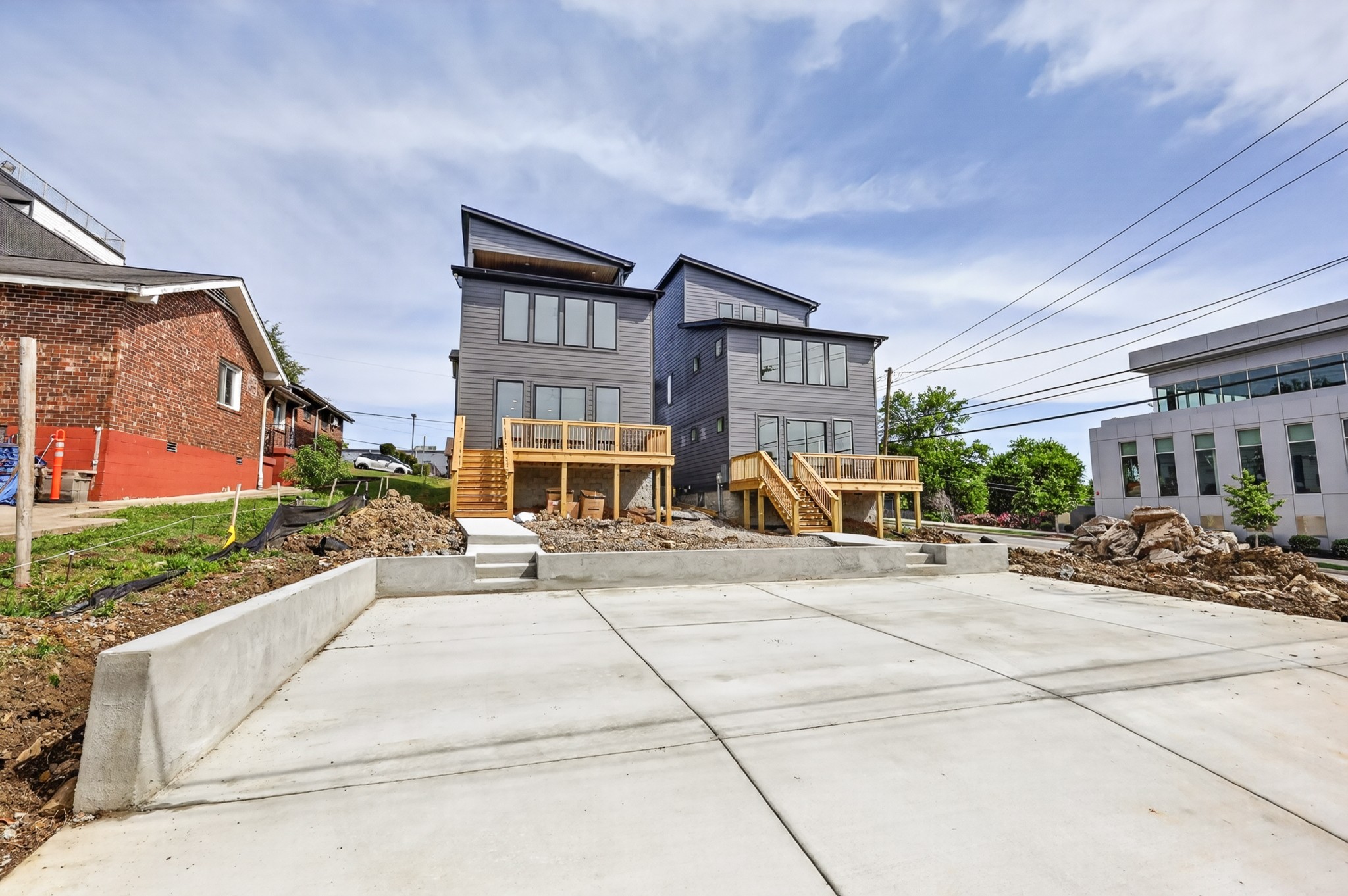 2801 Delaware Ave