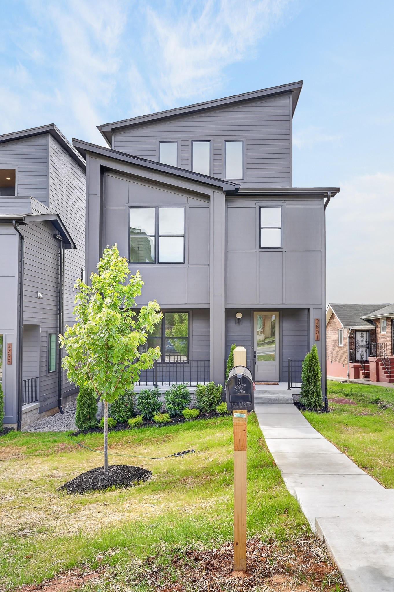 2801 Delaware Ave