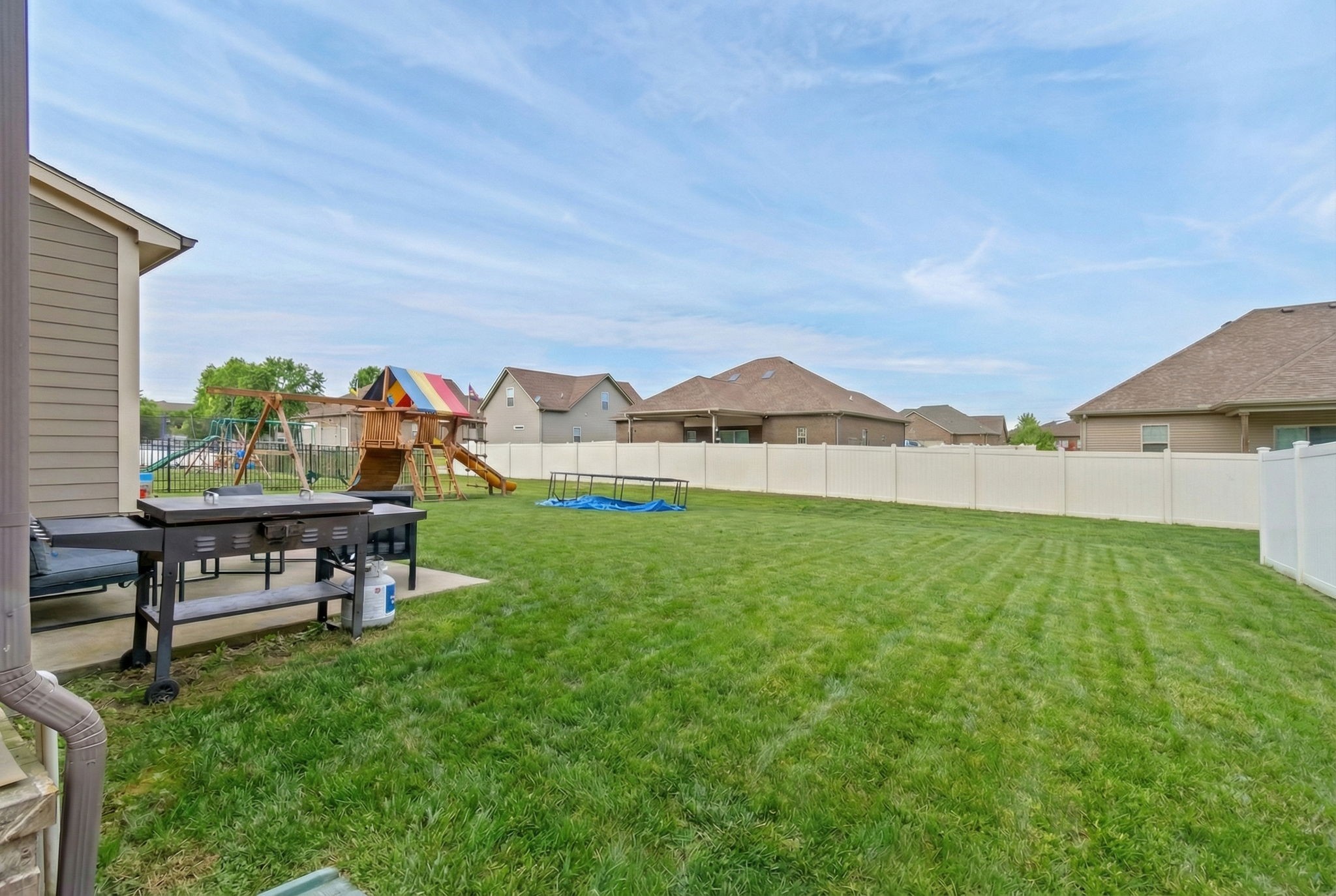 4838 Kingdom Dr
