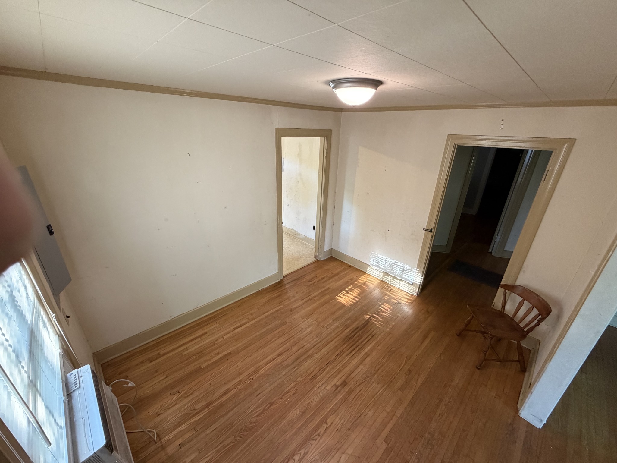 606 Peachtree St
