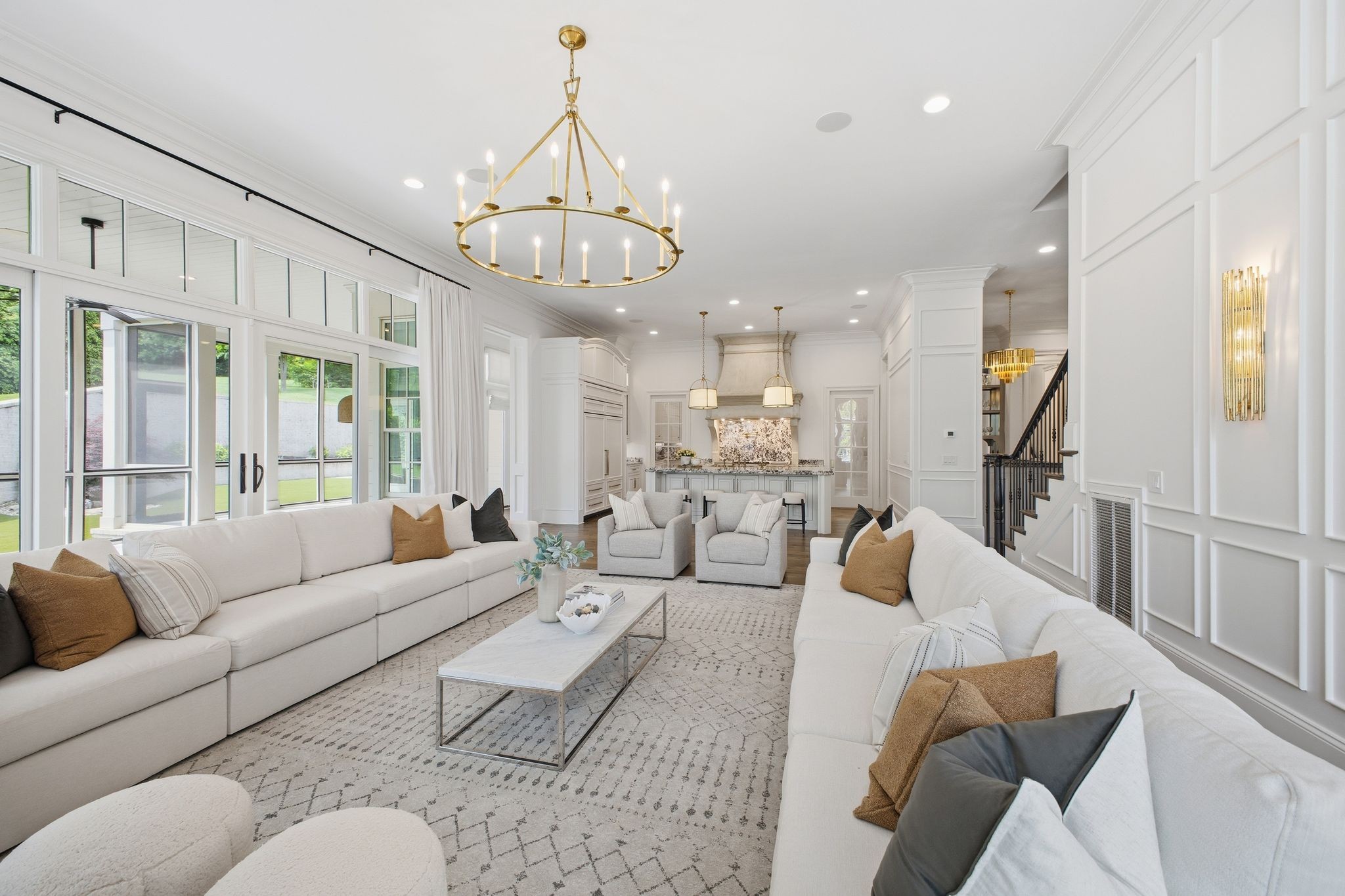 501 Bonaire Ln
