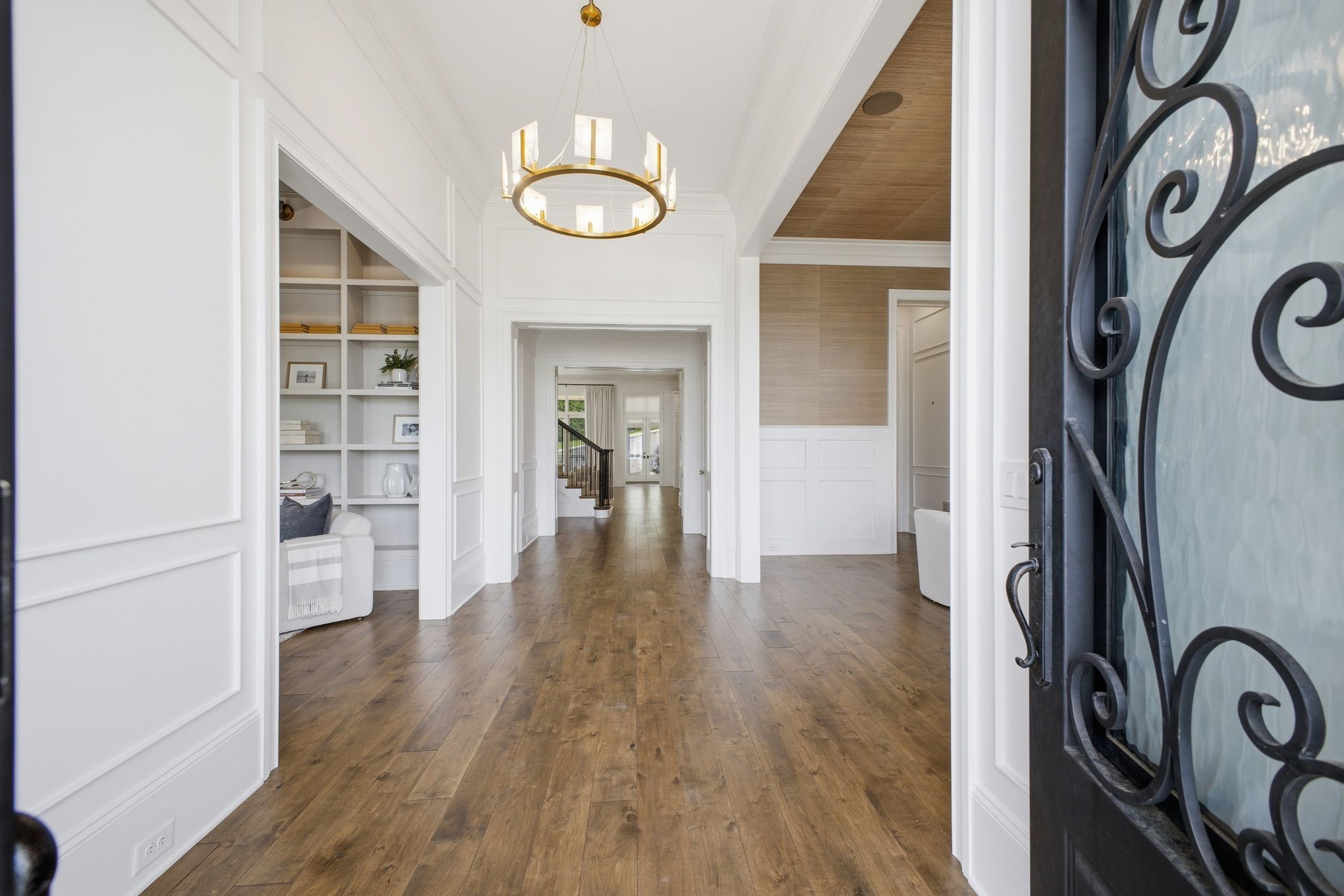501 Bonaire Ln