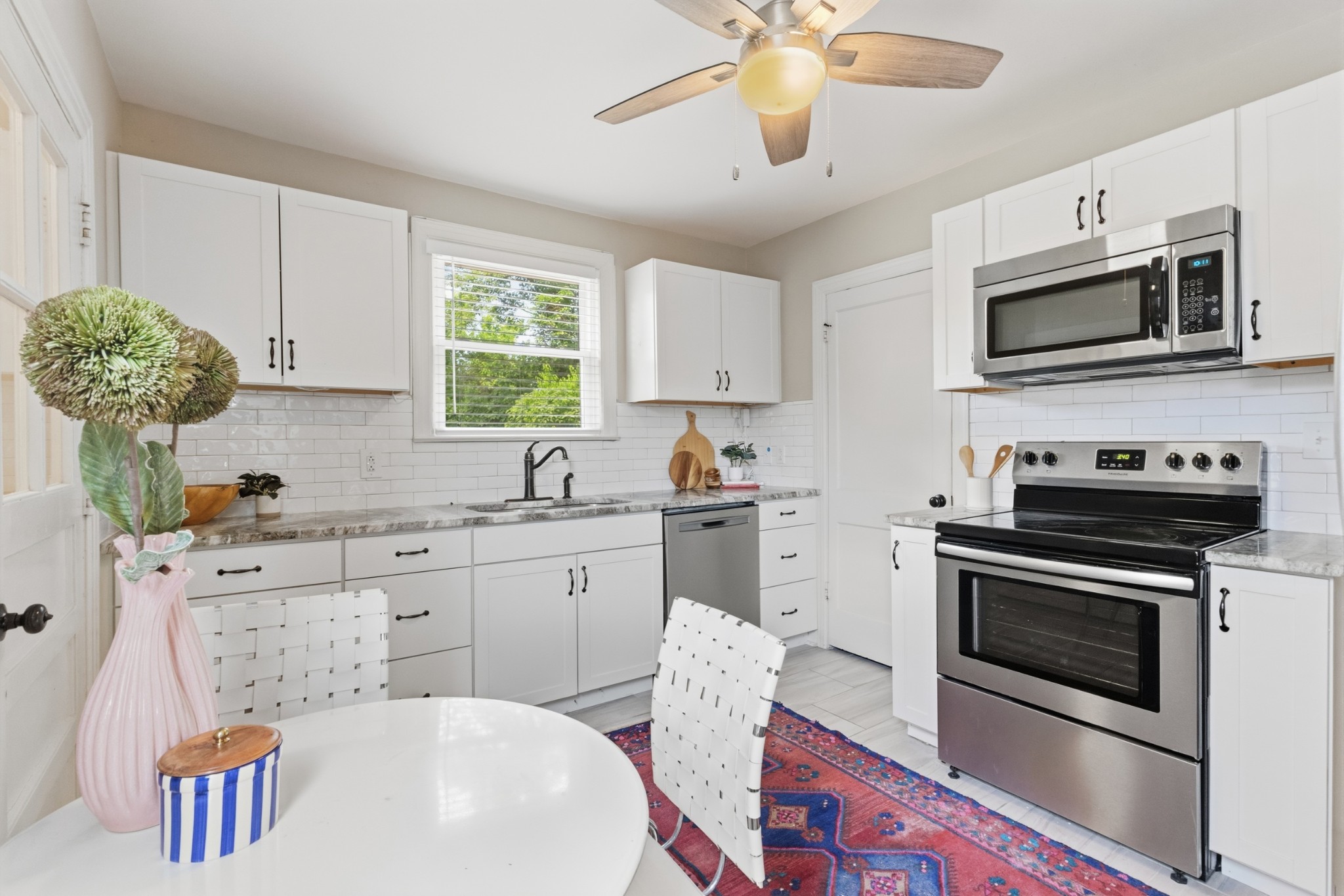 2411 Milton Dr