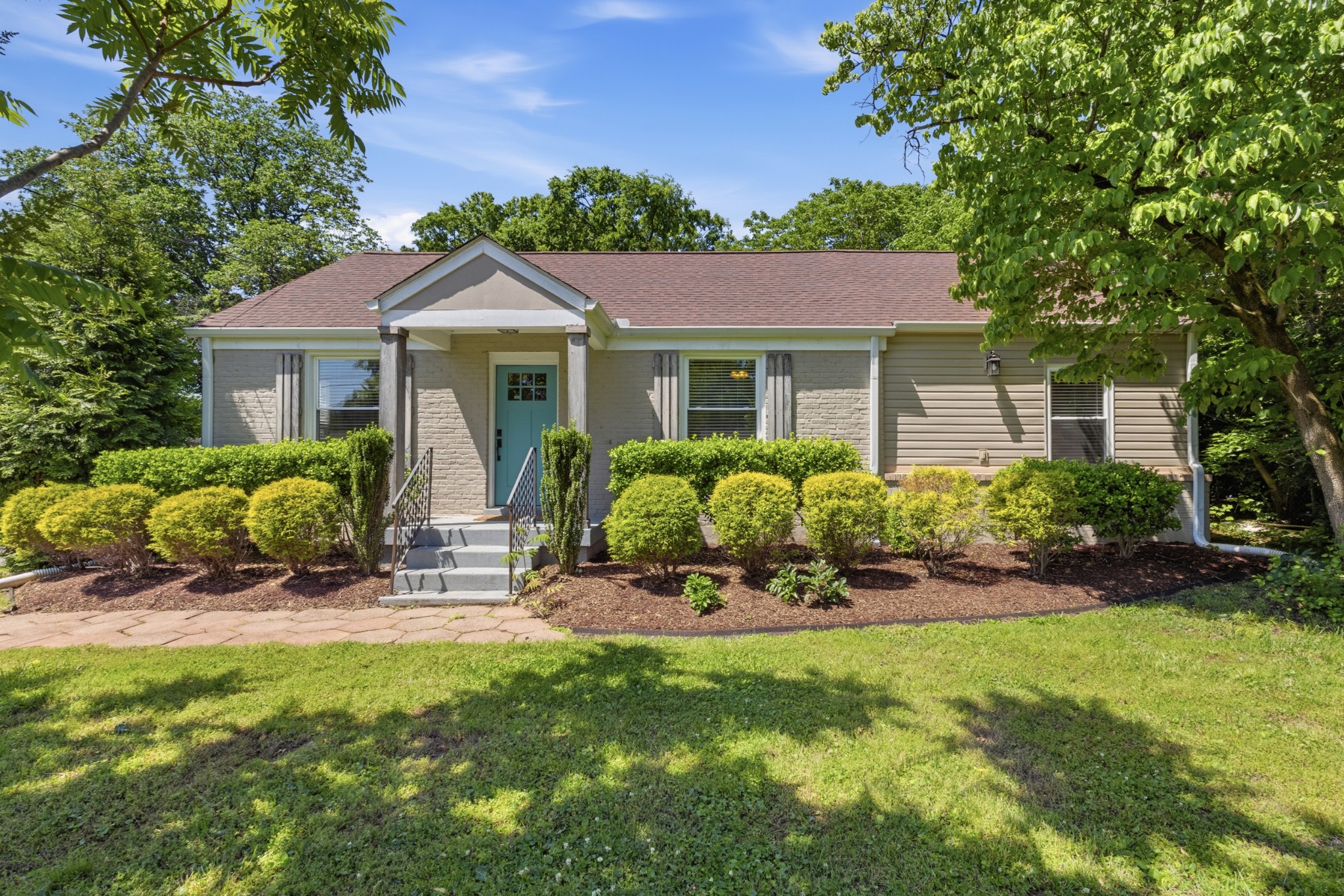2411 Milton Dr