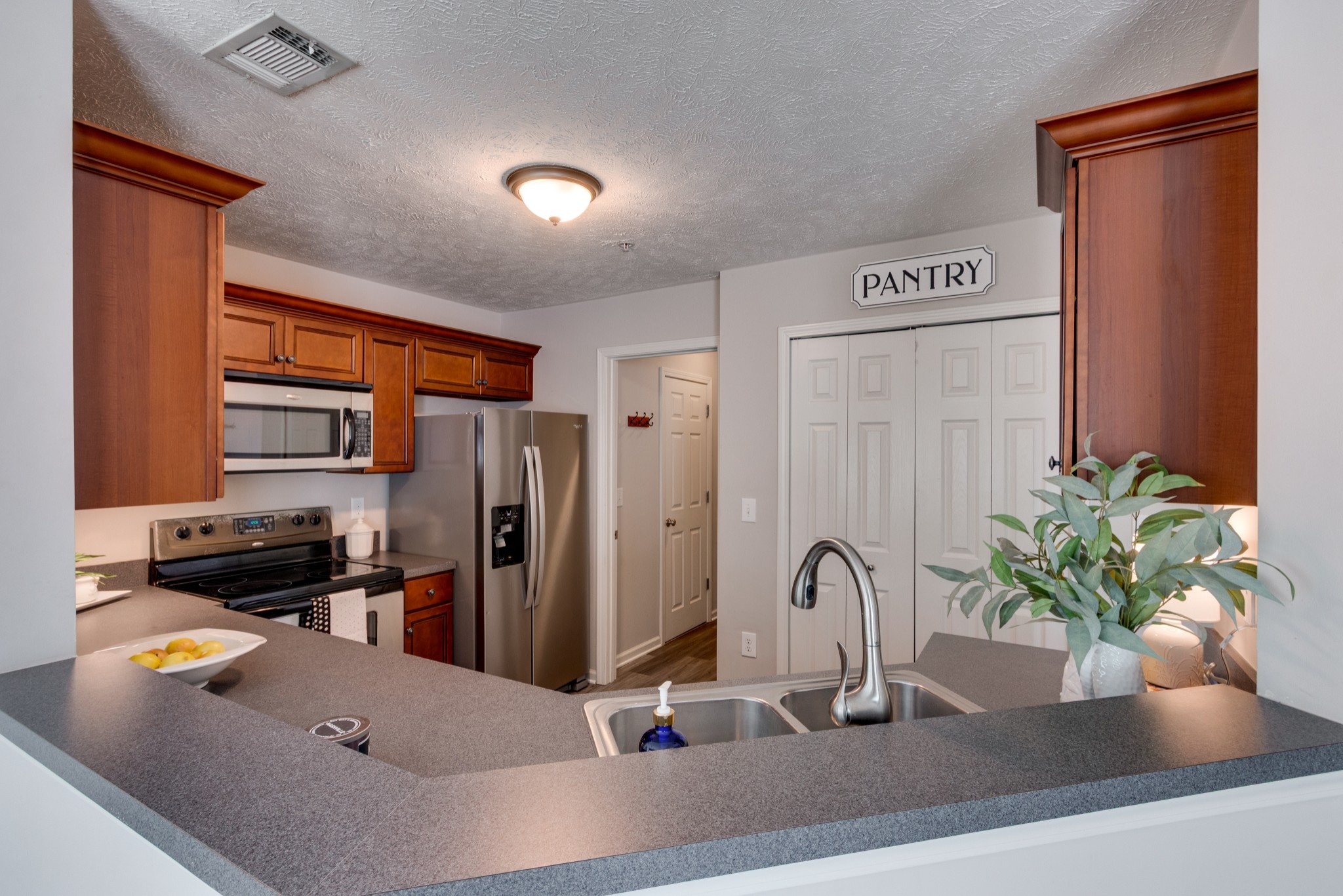1056 Somerset Springs Dr