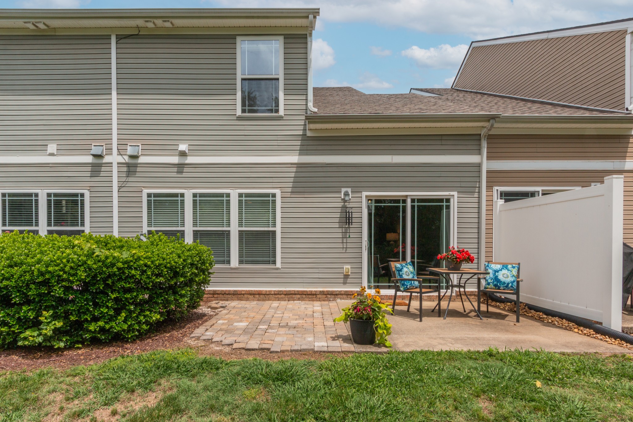 1056 Somerset Springs Dr