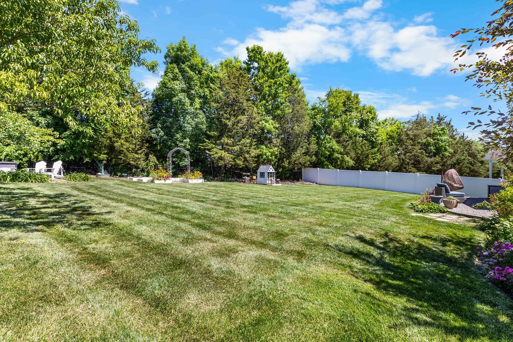 4327 Freemark Dr