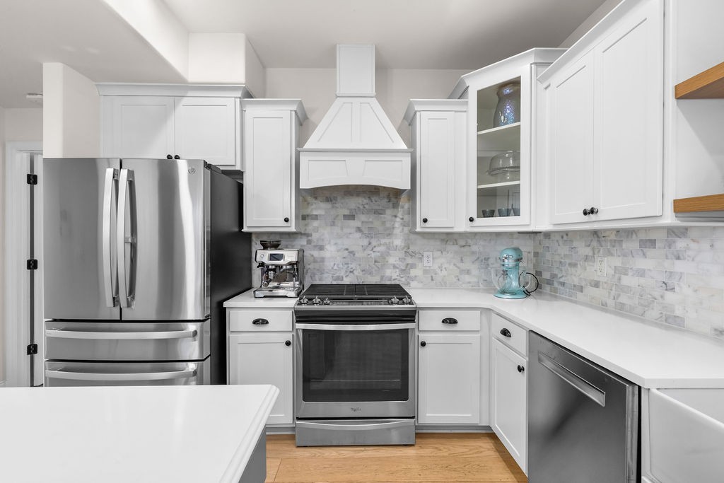4327 Freemark Dr