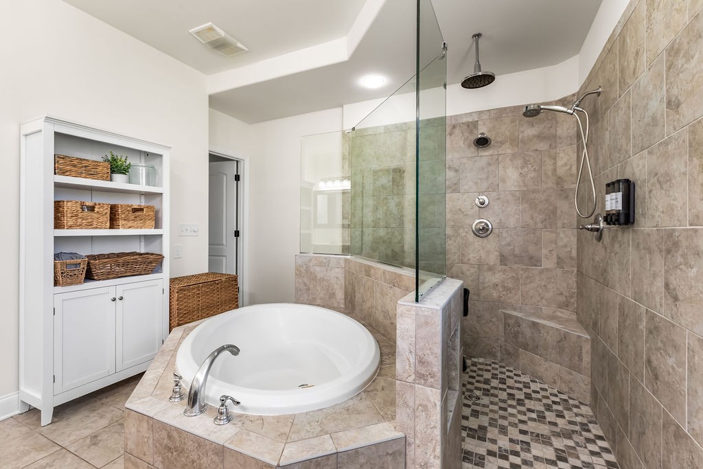 4327 Freemark Dr